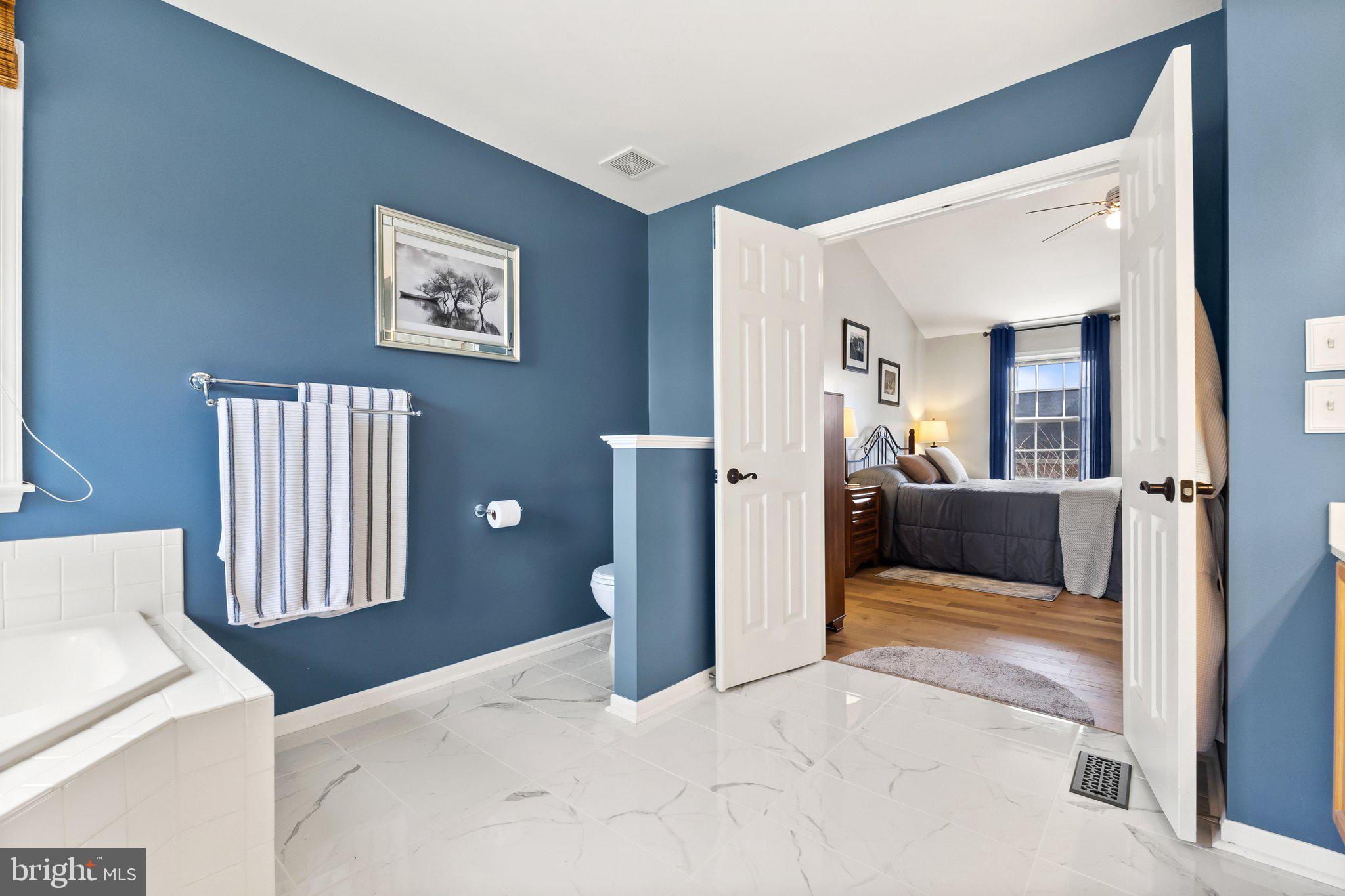 LOCUST HILL - Residential