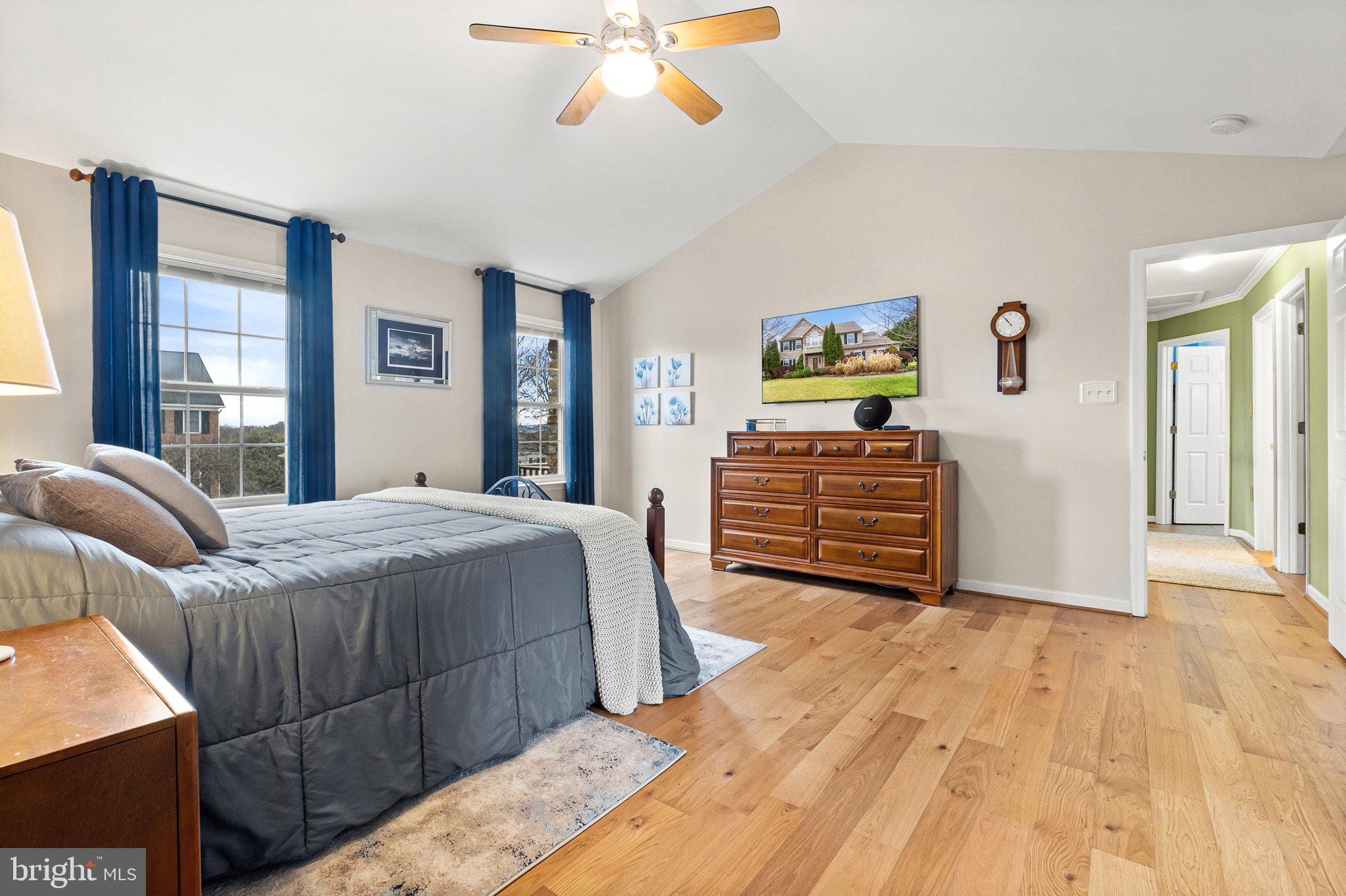 LOCUST HILL - Residential