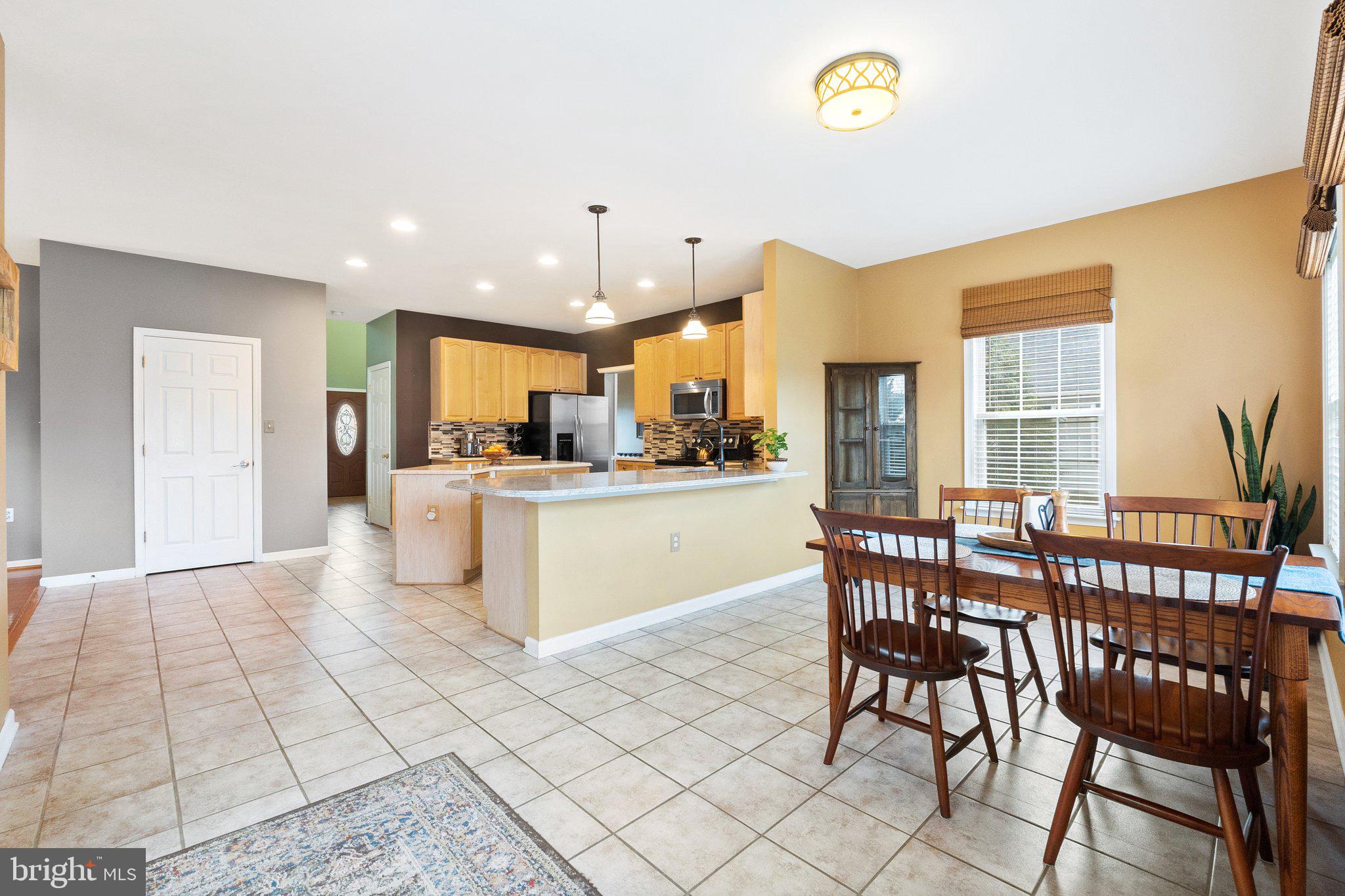 LOCUST HILL - Residential