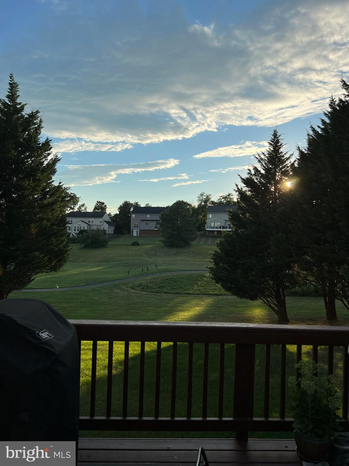 LOCUST HILL - Residential