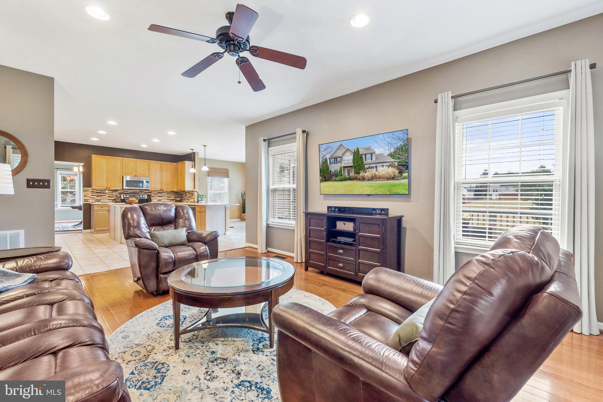 LOCUST HILL - Residential