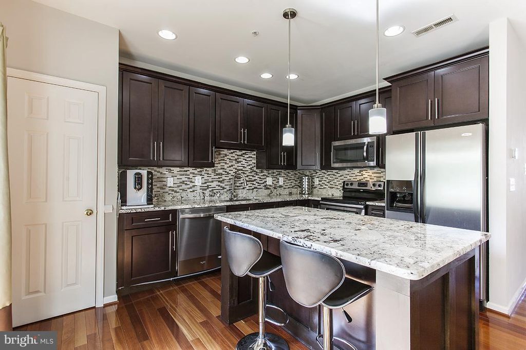 Photo of 7086 Water Oak Road #200, ELKRIDGE, MD 21075 (MLS # MDHW2067562)