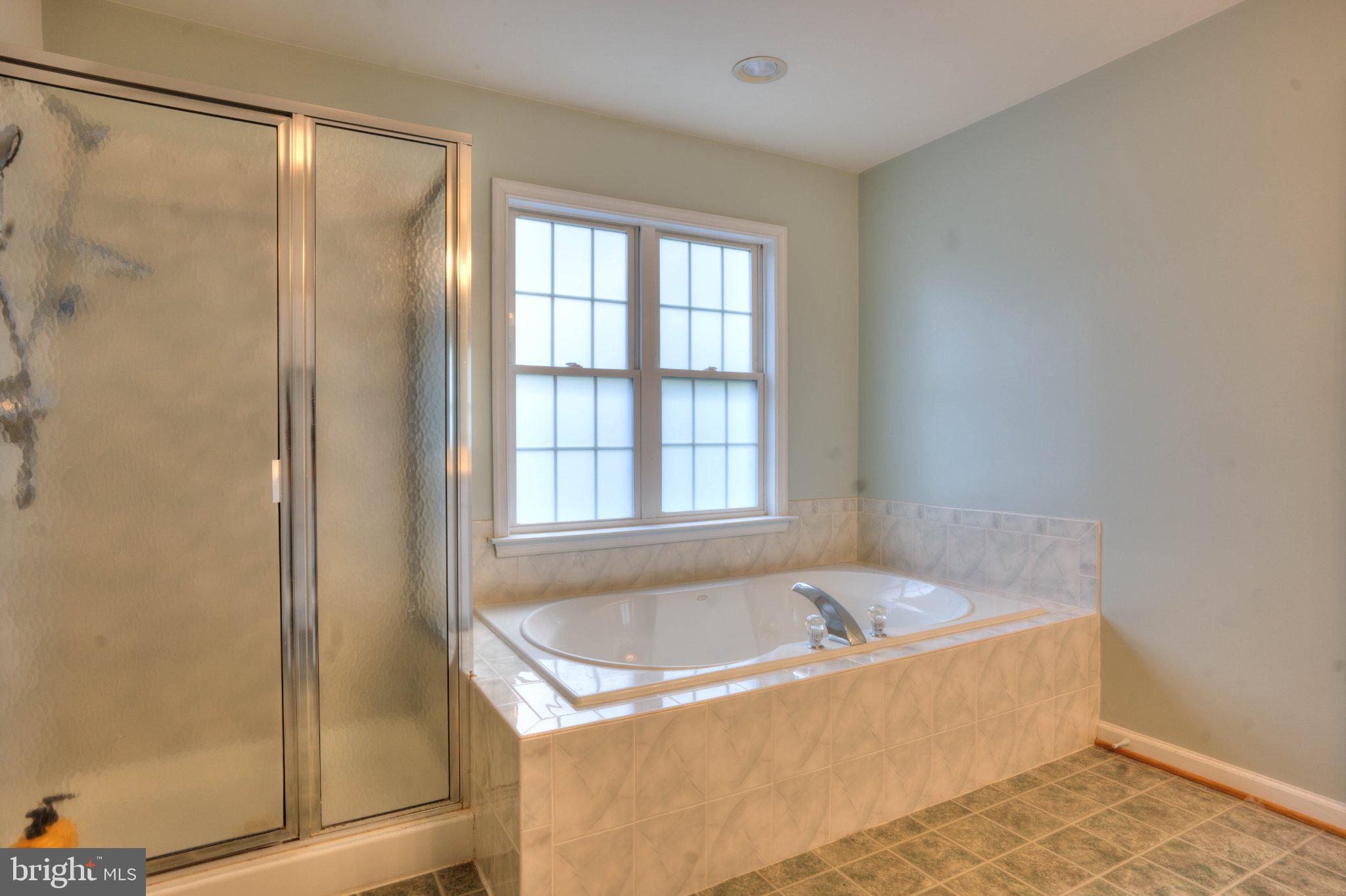 HICKORY OVERLOOK - Residential