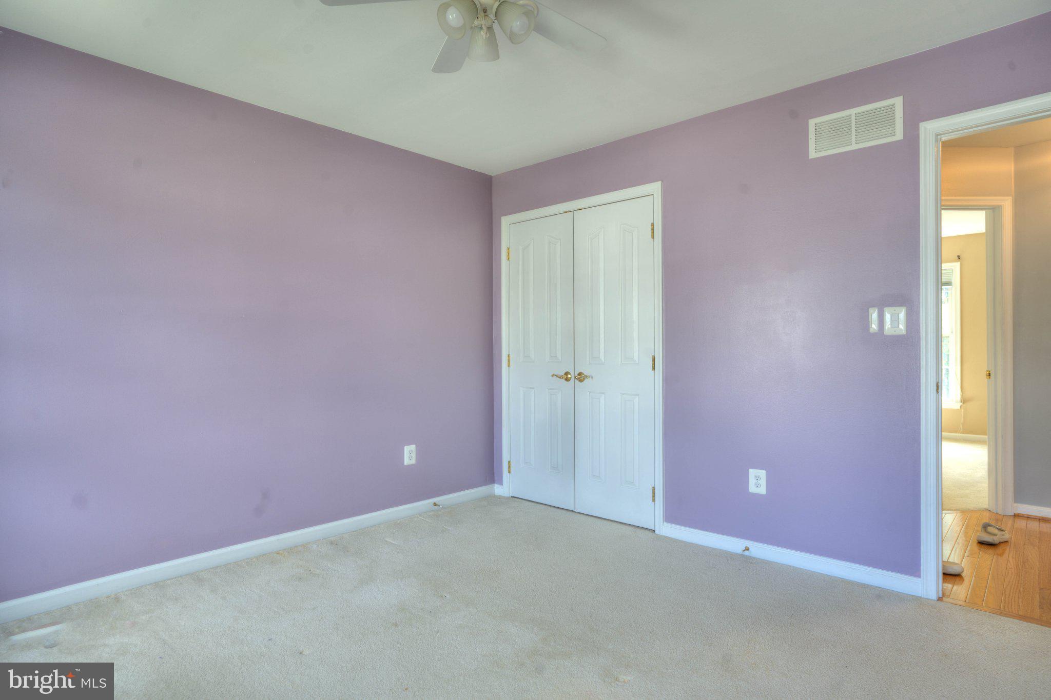 HICKORY OVERLOOK - Residential