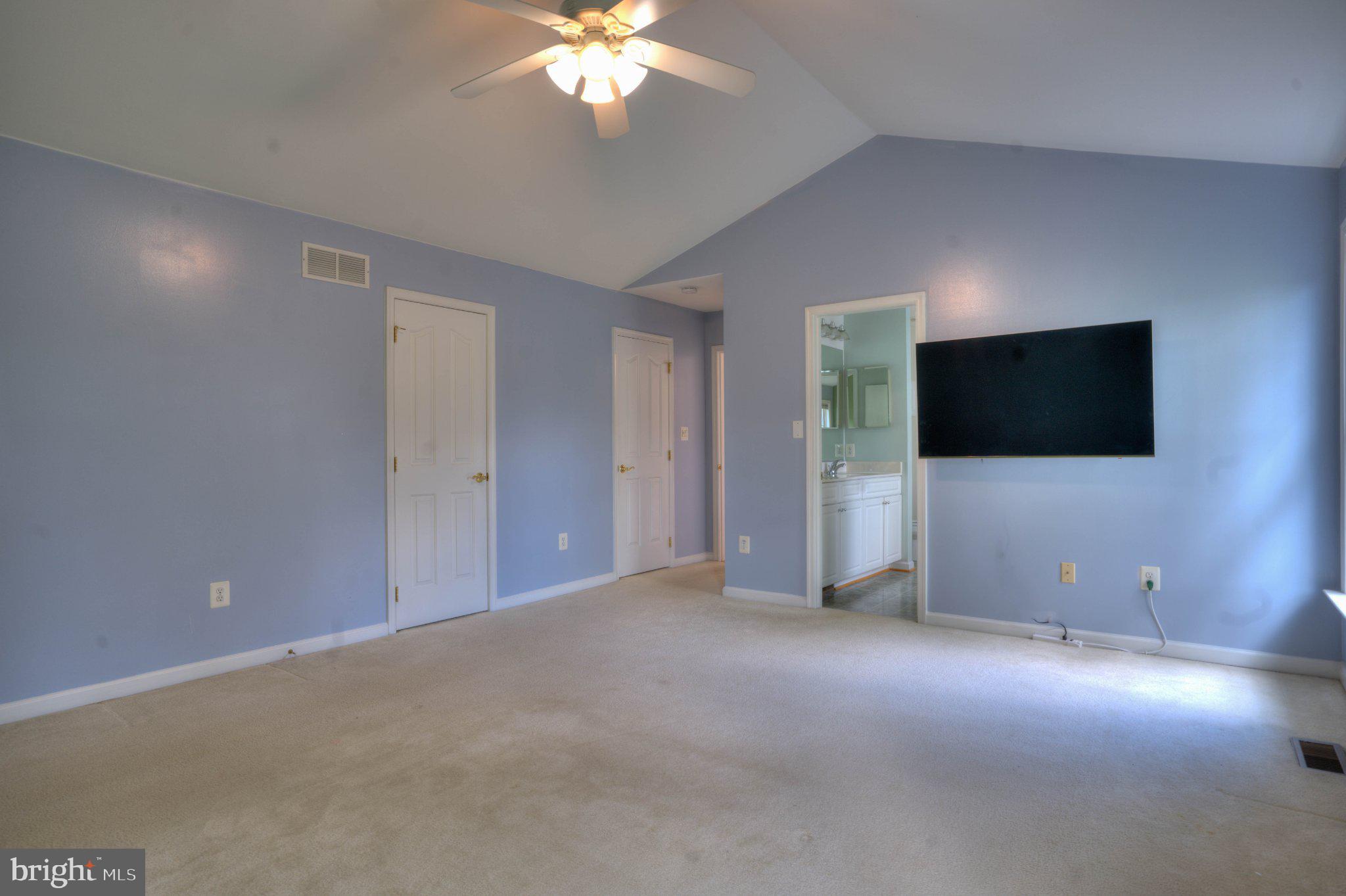 HICKORY OVERLOOK - Residential