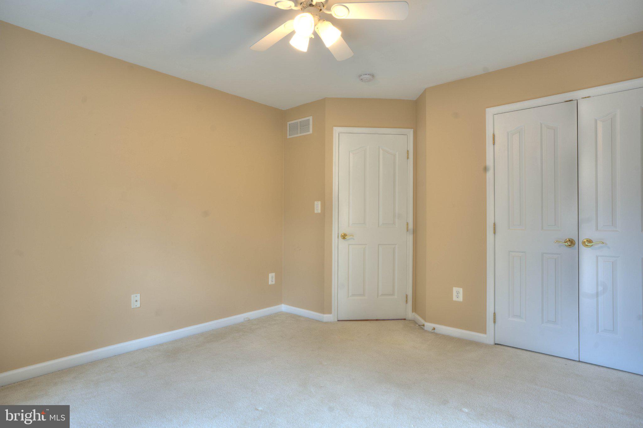 HICKORY OVERLOOK - Residential