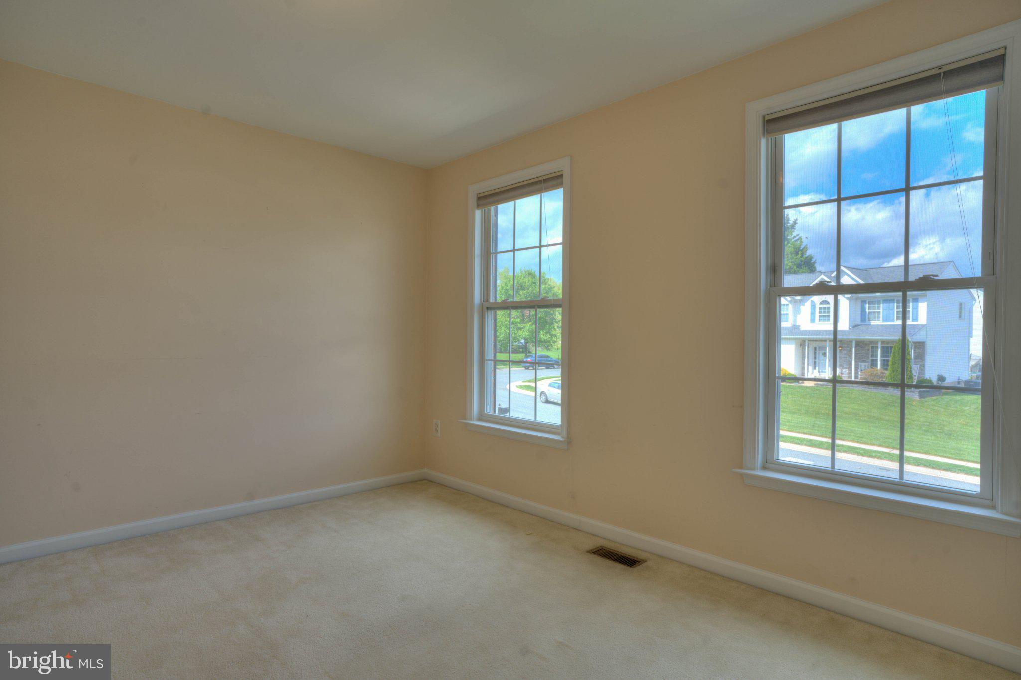 HICKORY OVERLOOK - Residential