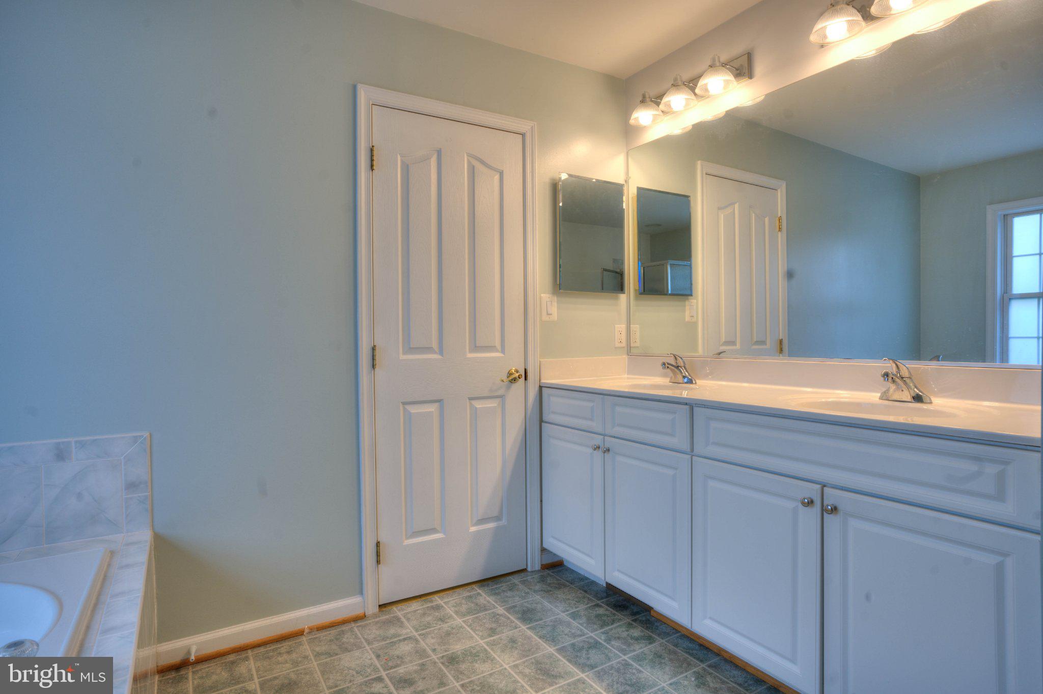 HICKORY OVERLOOK - Residential