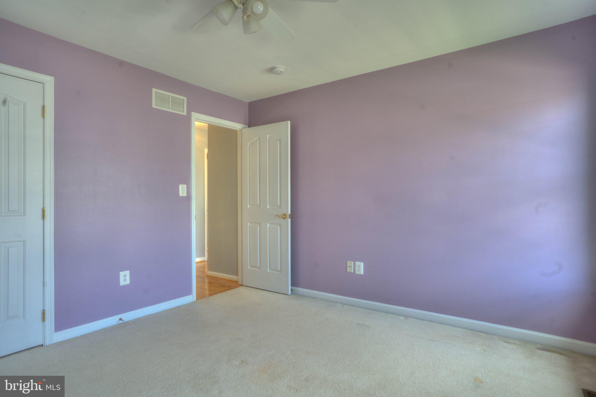 HICKORY OVERLOOK - Residential