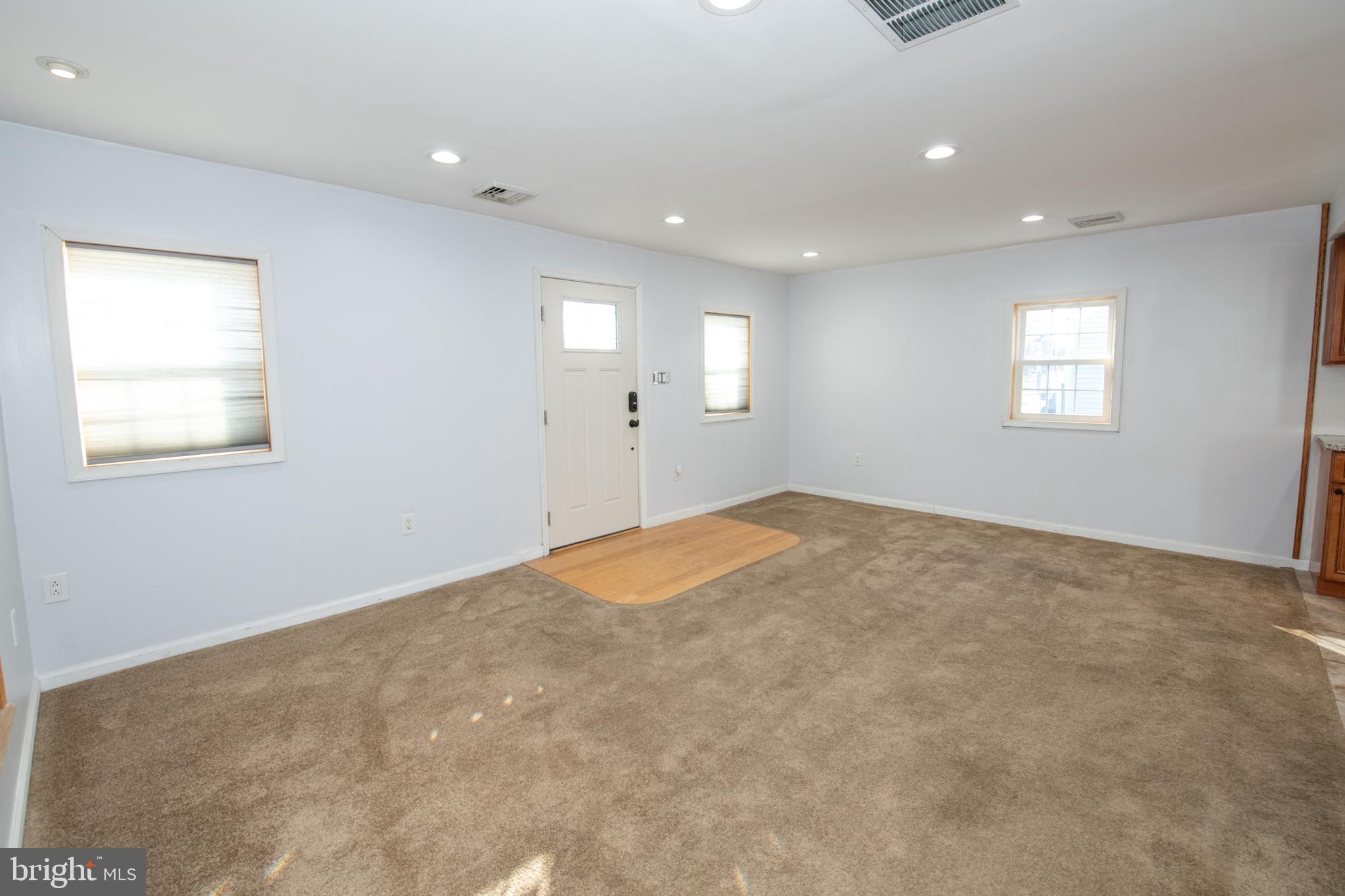 EDDINGTON GDNS - Residential