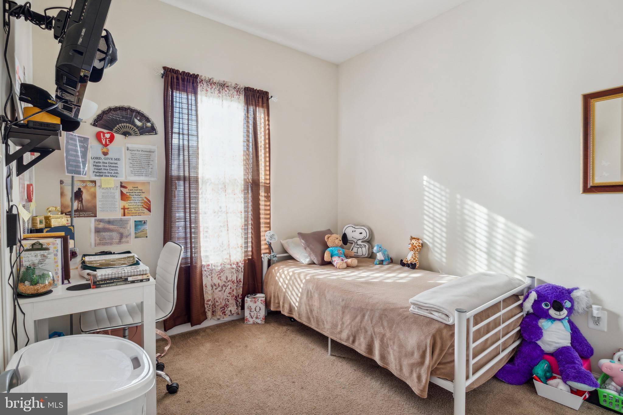 HOWARD SQUARE - Residential Lease