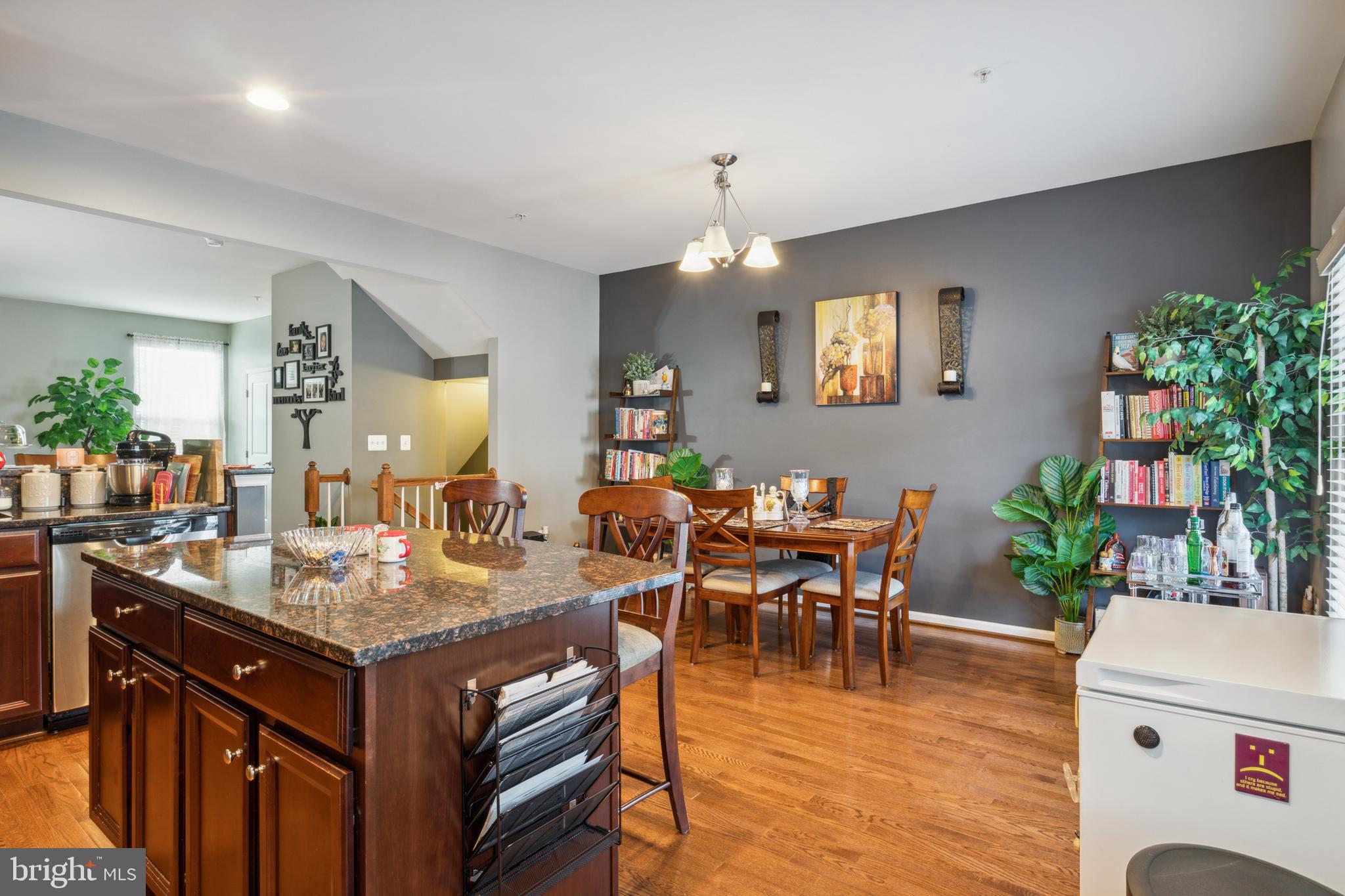 HOWARD SQUARE - Residential Lease