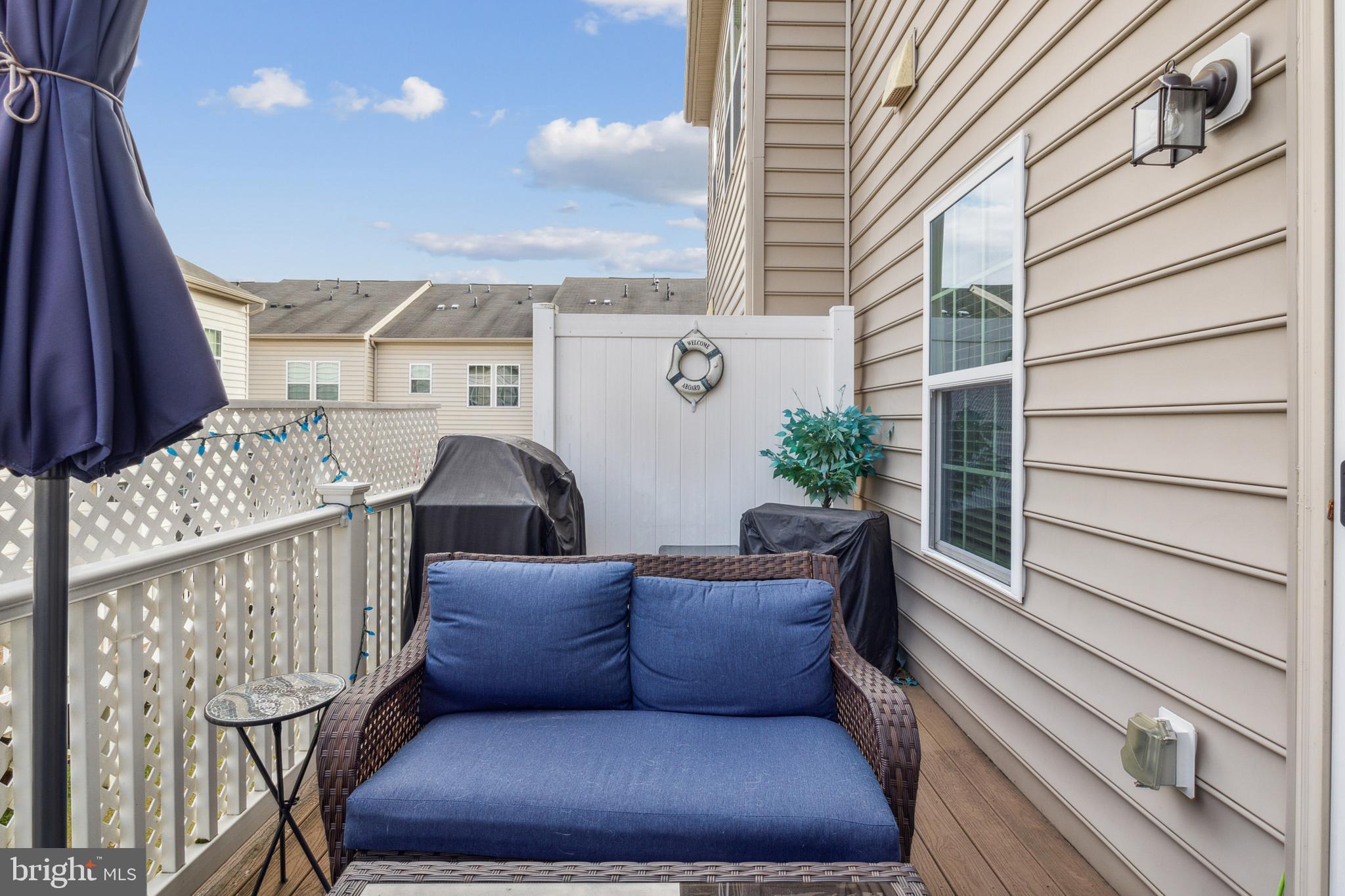 HOWARD SQUARE - Residential Lease