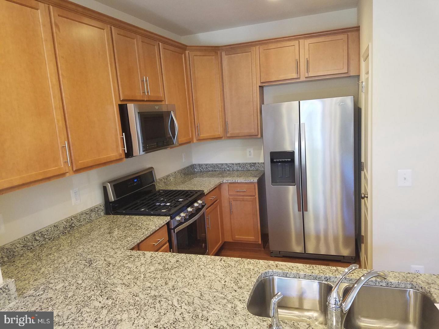 POTOMAC CREST - Residential Lease