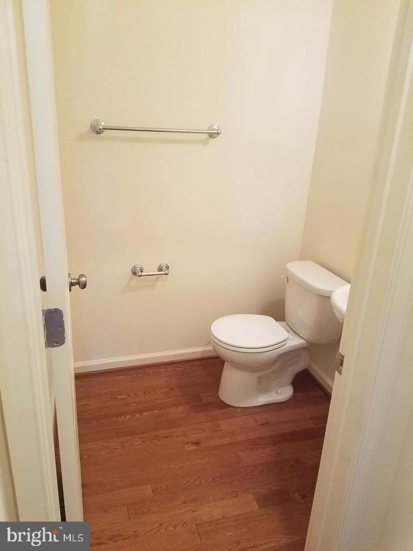 POTOMAC CREST - Residential Lease