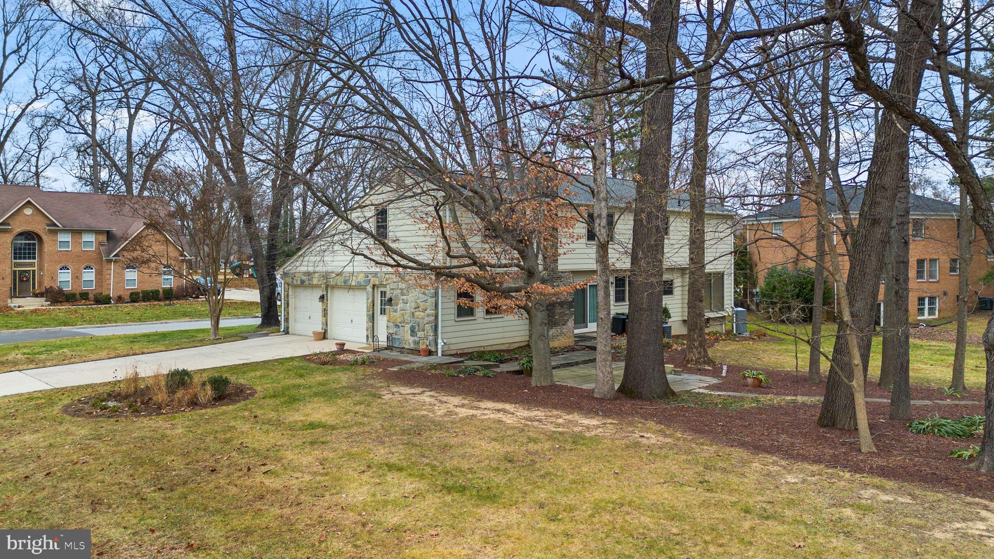 706 LOCH NESS CIRCLE