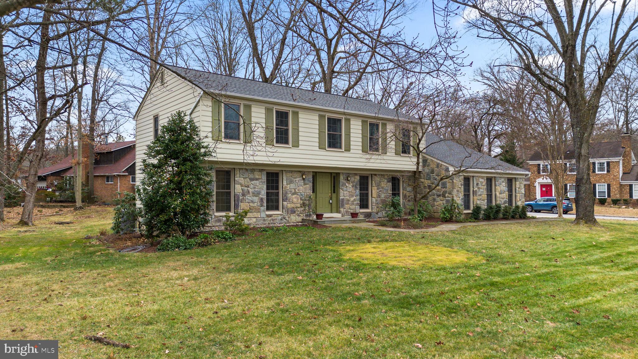 706 LOCH NESS CIRCLE