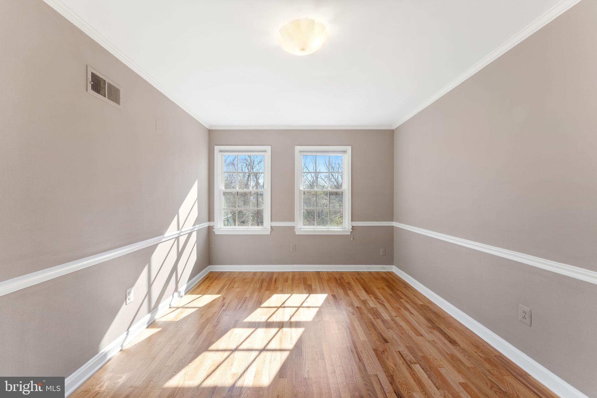 YATES GARDENS - Residential