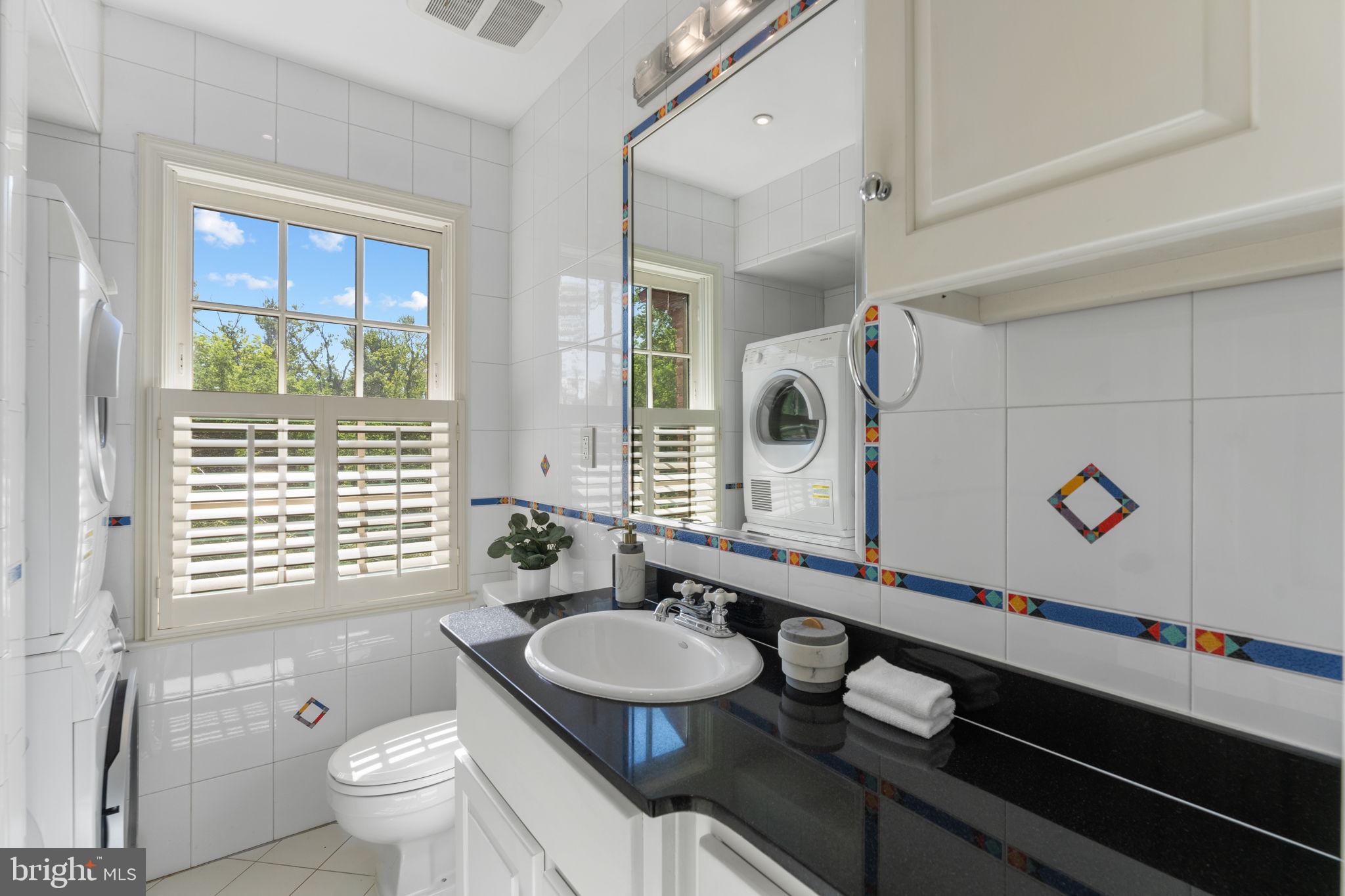 YATES GARDENS - Residential