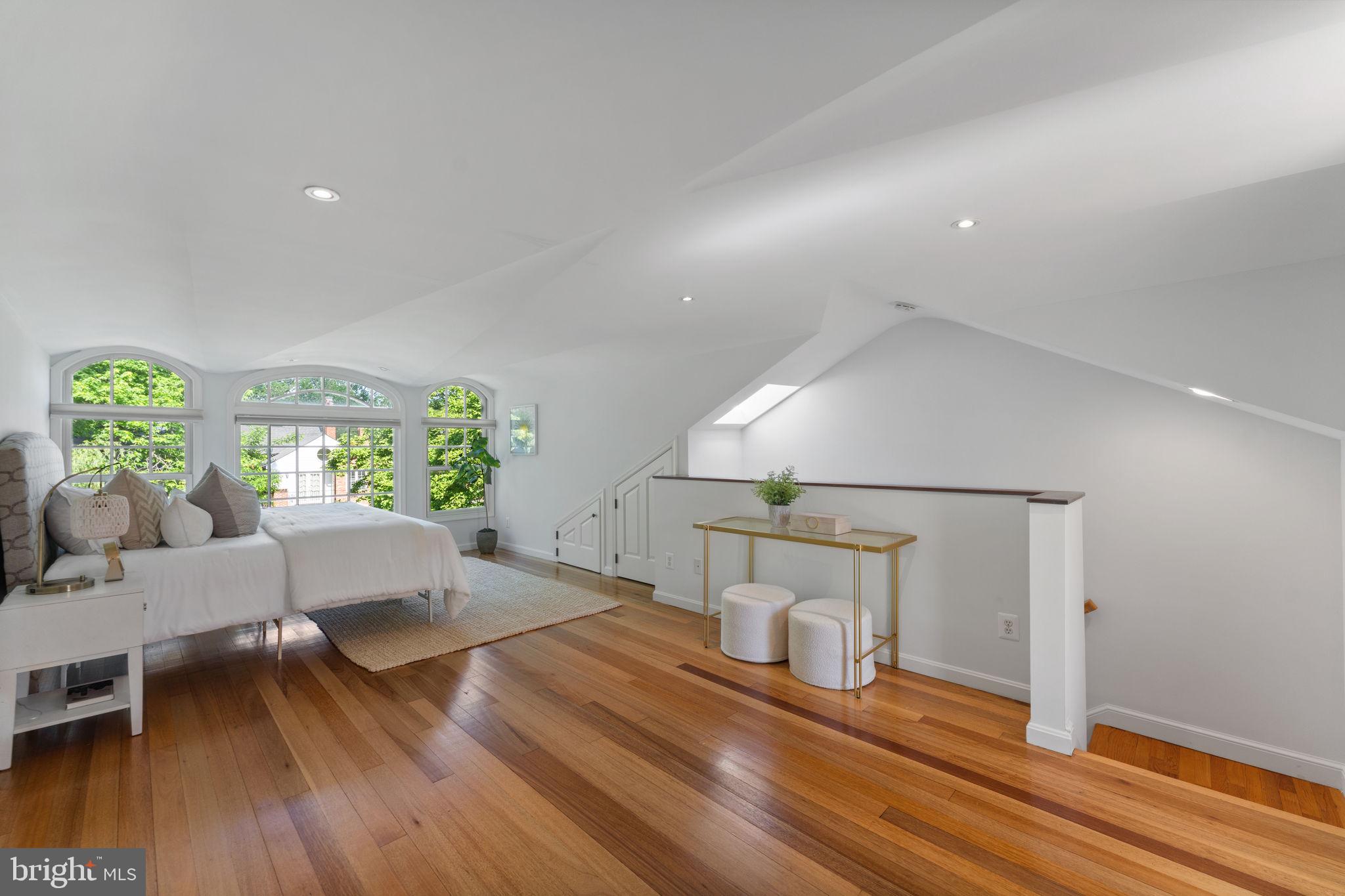 YATES GARDENS - Residential