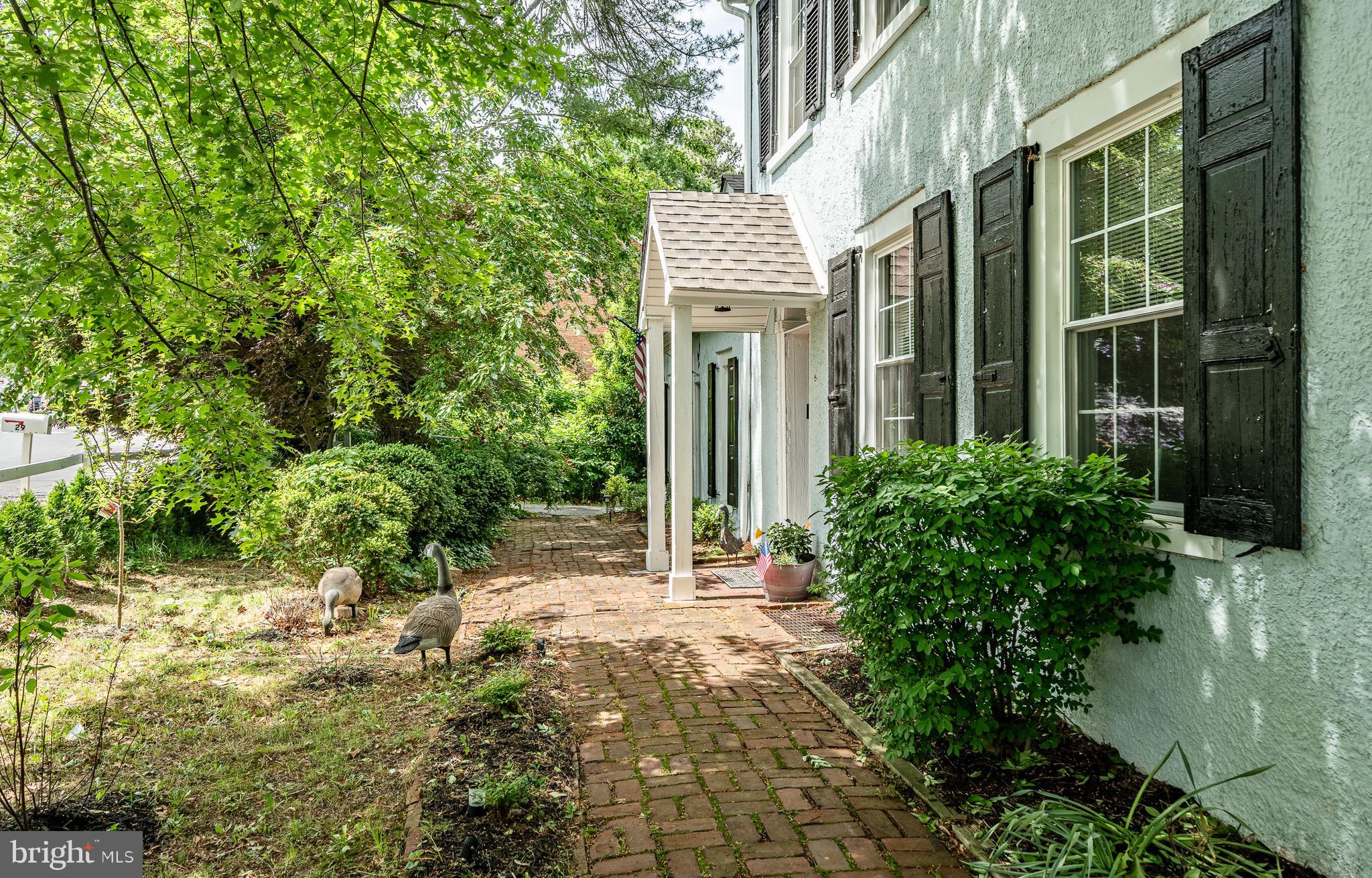 29 E MAIN STREET