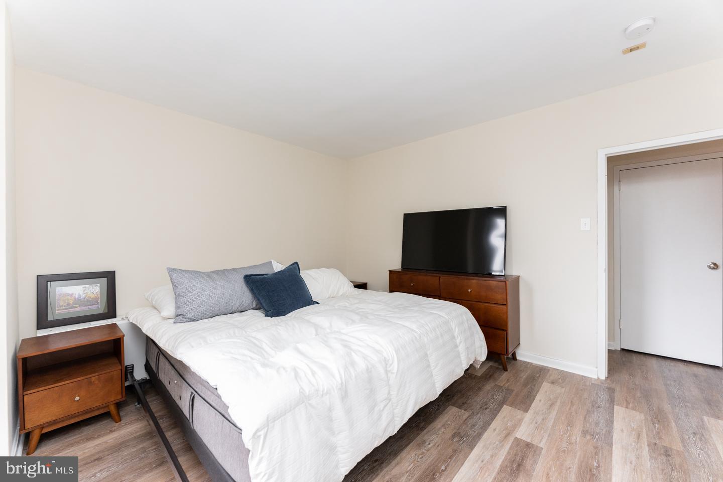 135 S 19TH STREET 707