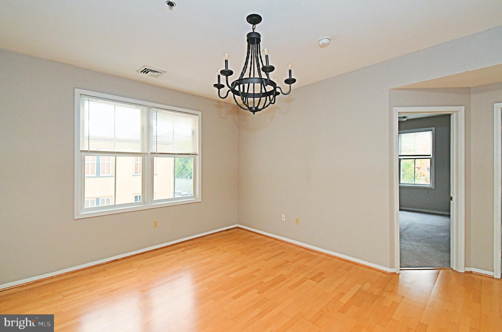 RENAISSANCE PLACE W - Residential Lease