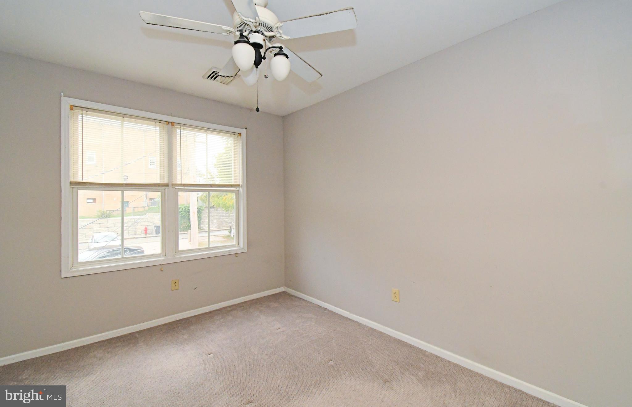 RENAISSANCE PLACE W - Residential Lease