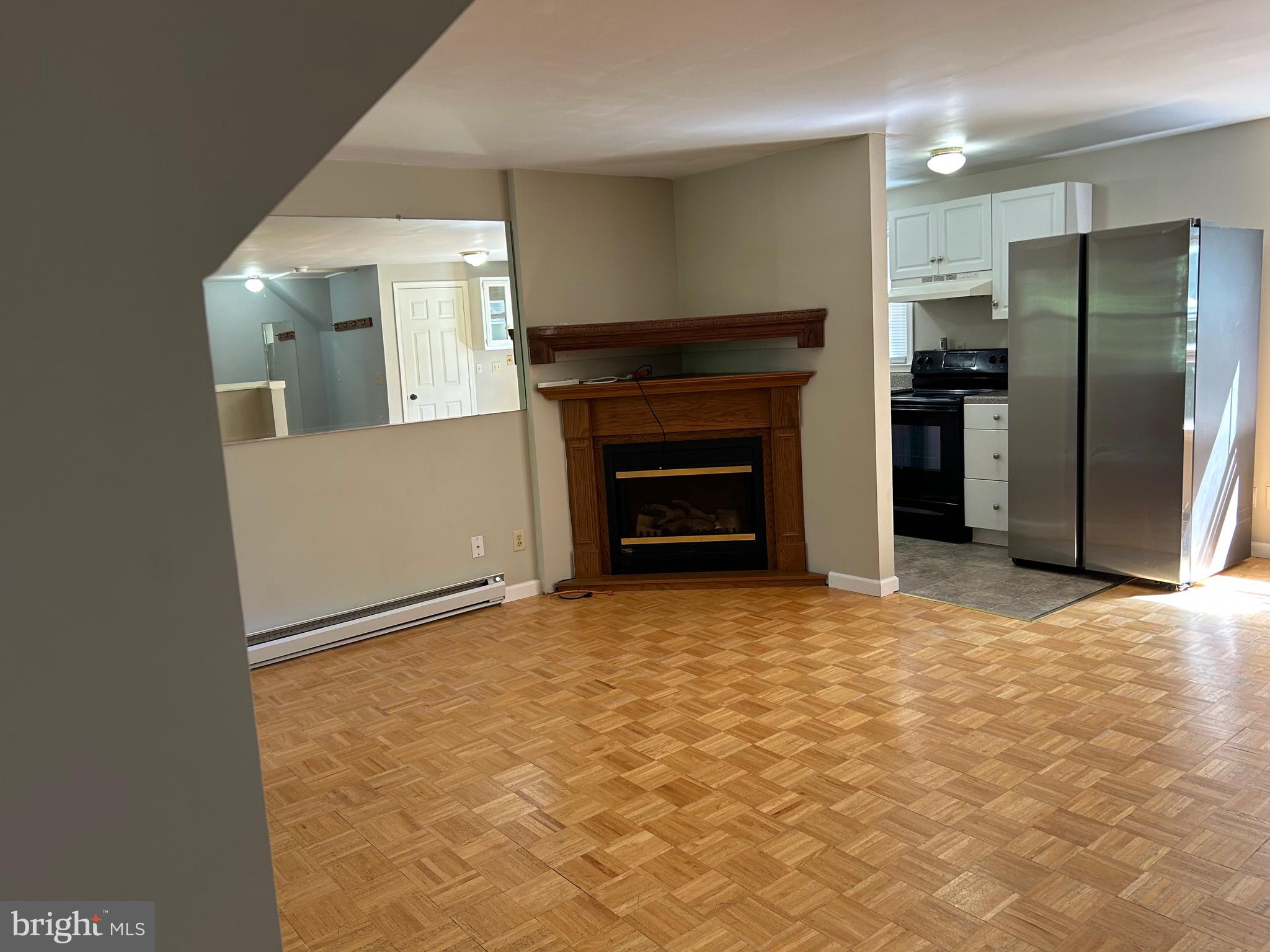 HIGH RIDGE ACRES - Residential Lease