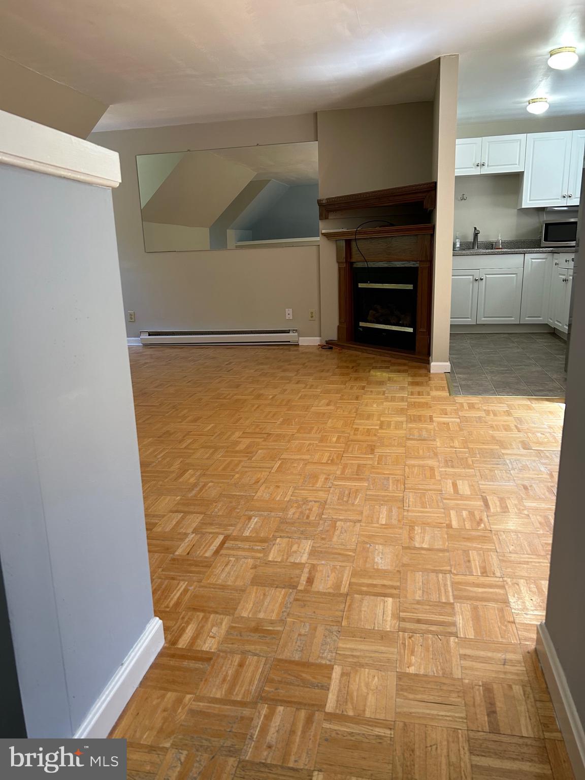 HIGH RIDGE ACRES - Residential Lease