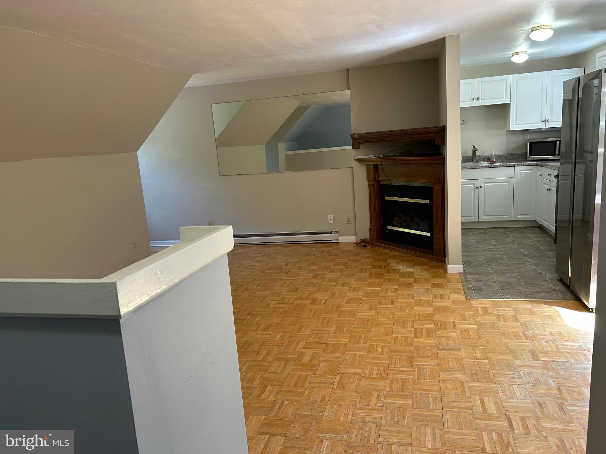 HIGH RIDGE ACRES - Residential Lease