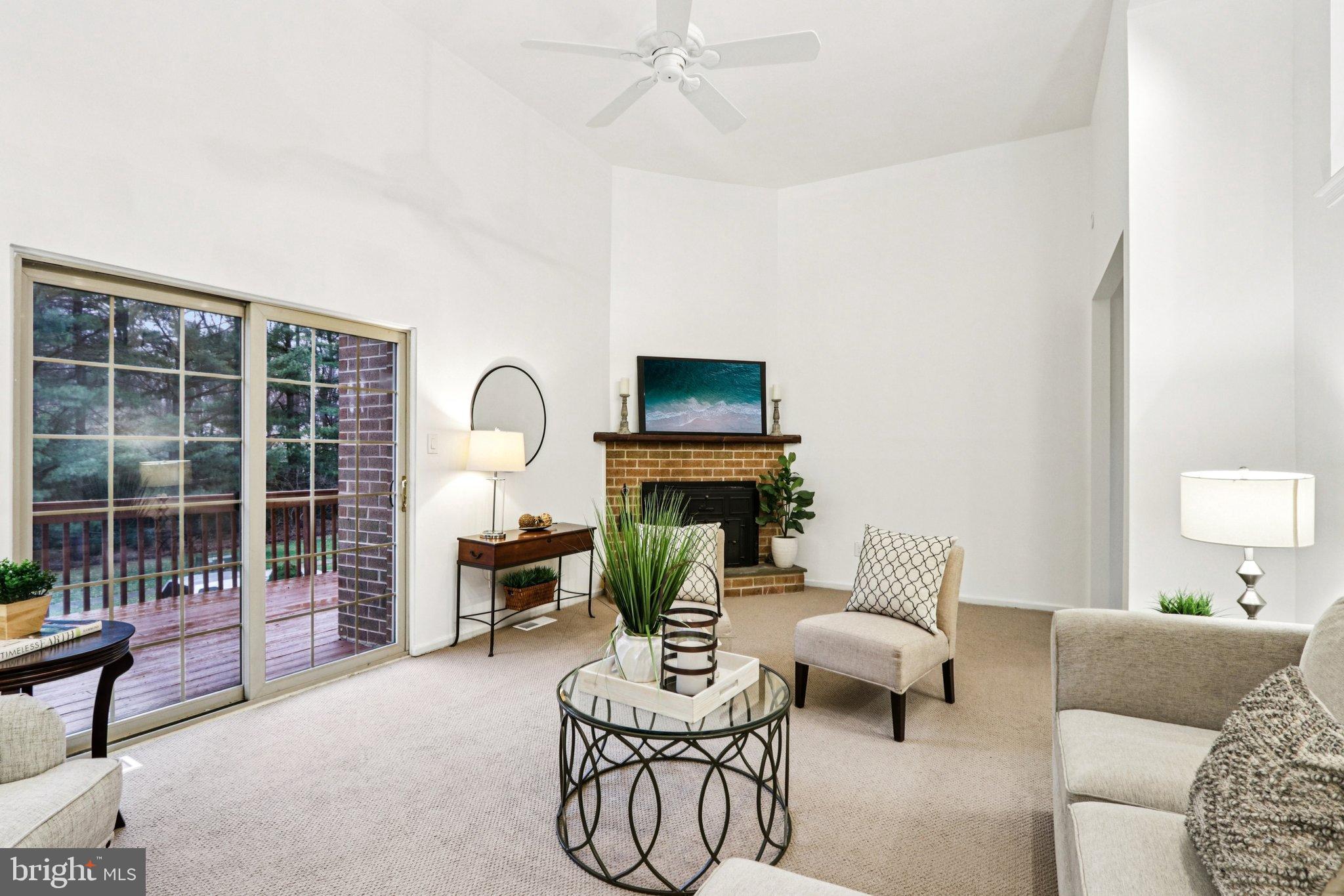 DEVON SQUARE - Residential