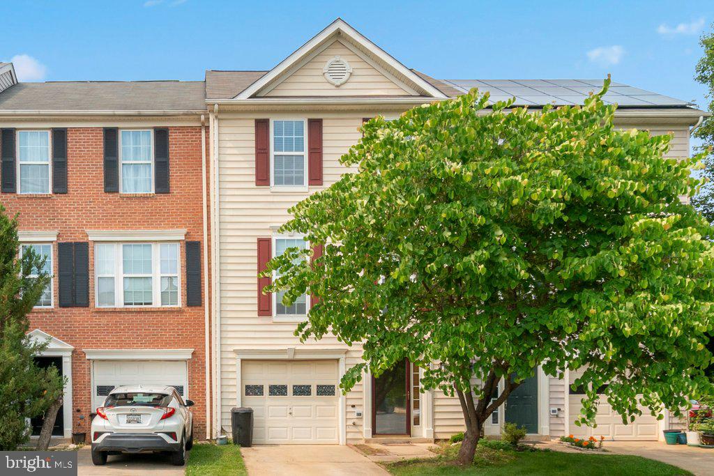 2454 EPSTEIN COURT