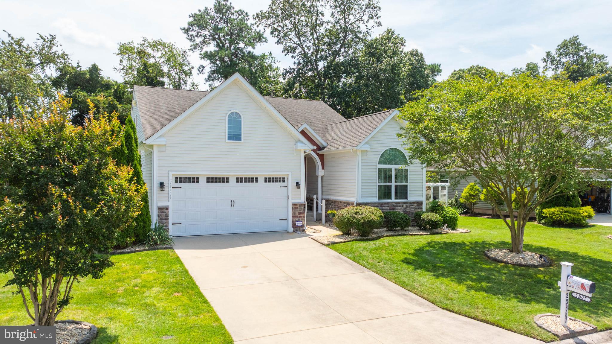 23687 HERRING REACH COURT