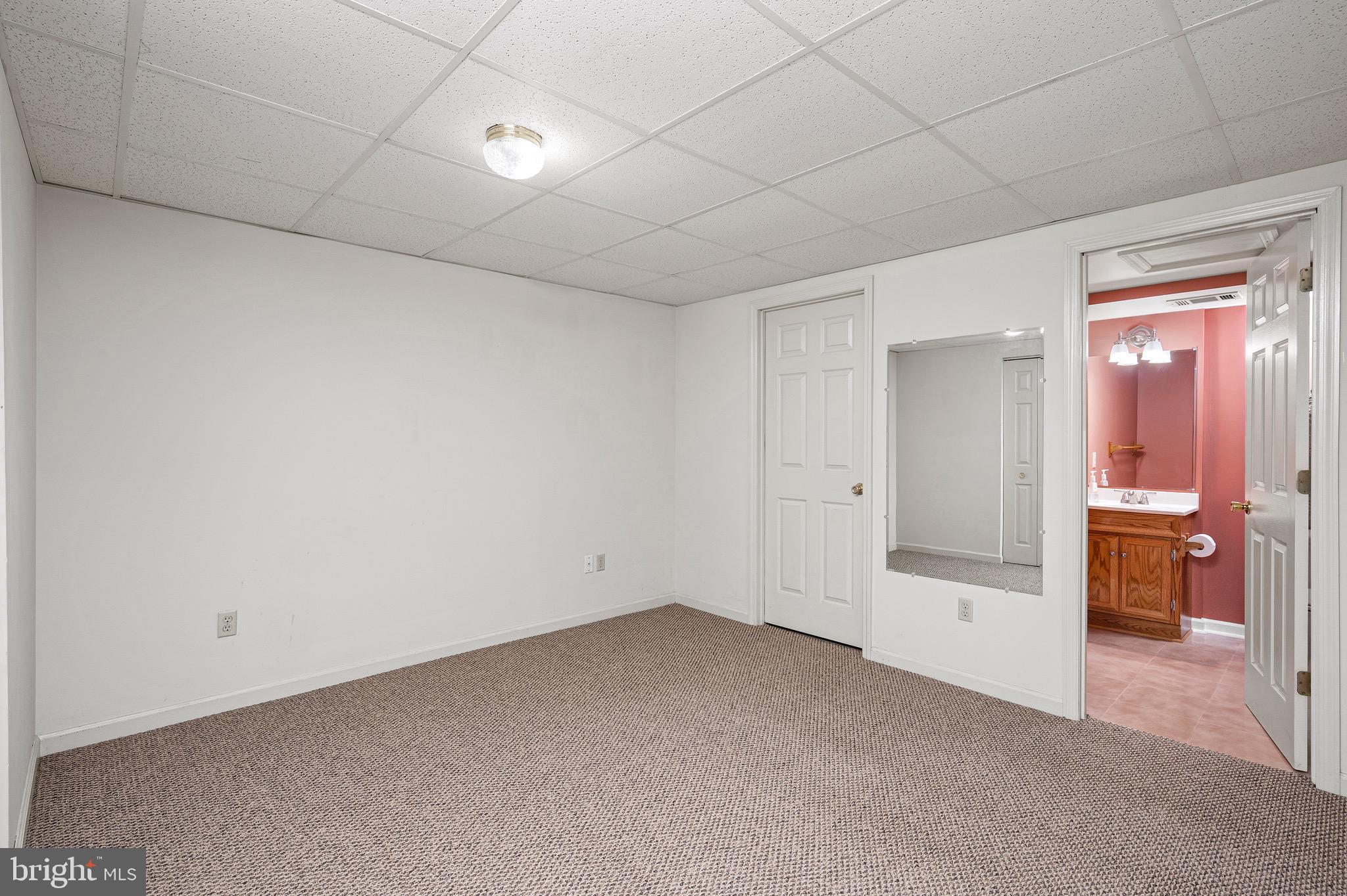 BRIDGEWATER - Residential