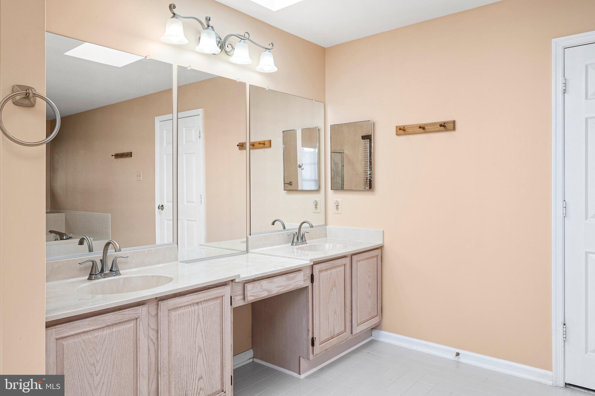 BRIDGEWATER - Residential