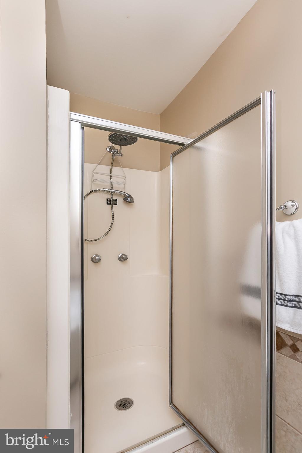 ACRESLEE - Residential