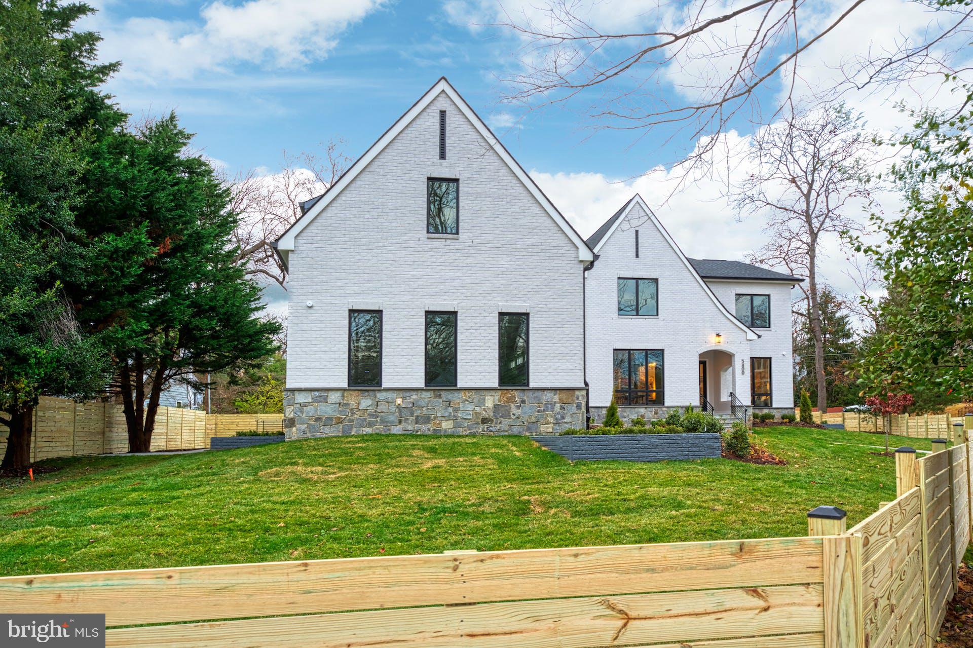 MINOR HILL - Residential