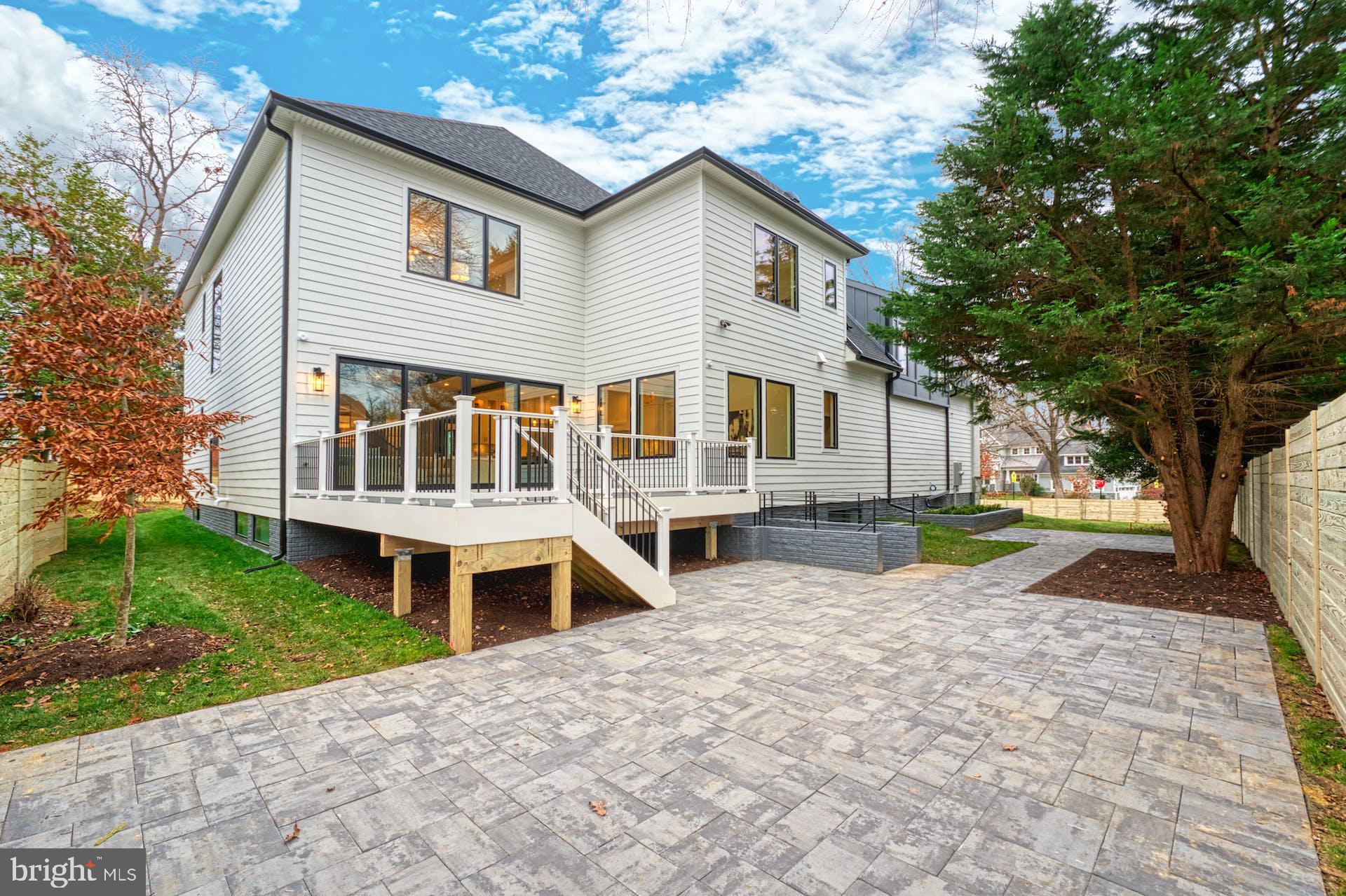 MINOR HILL - Residential