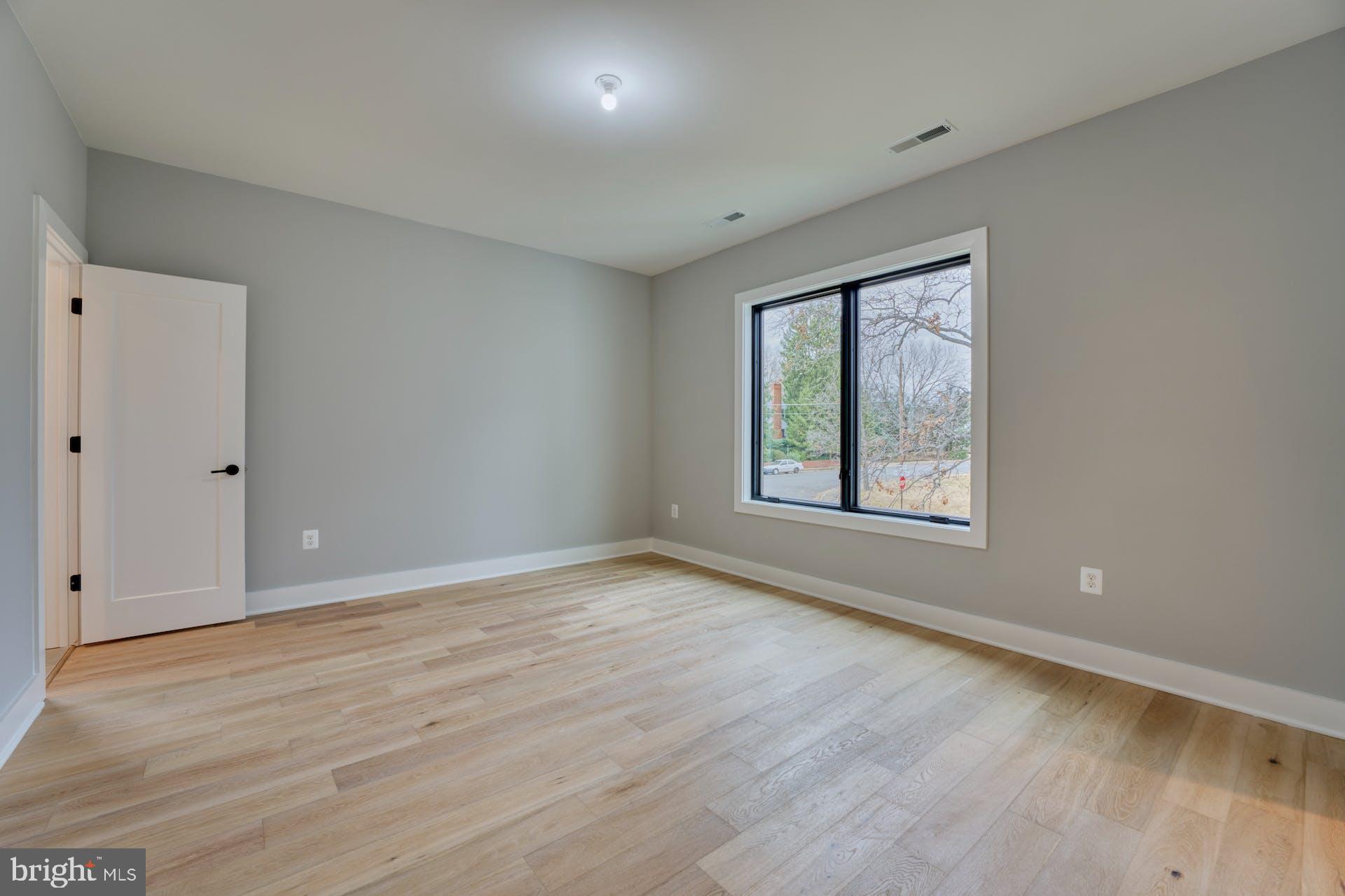 MINOR HILL - Residential