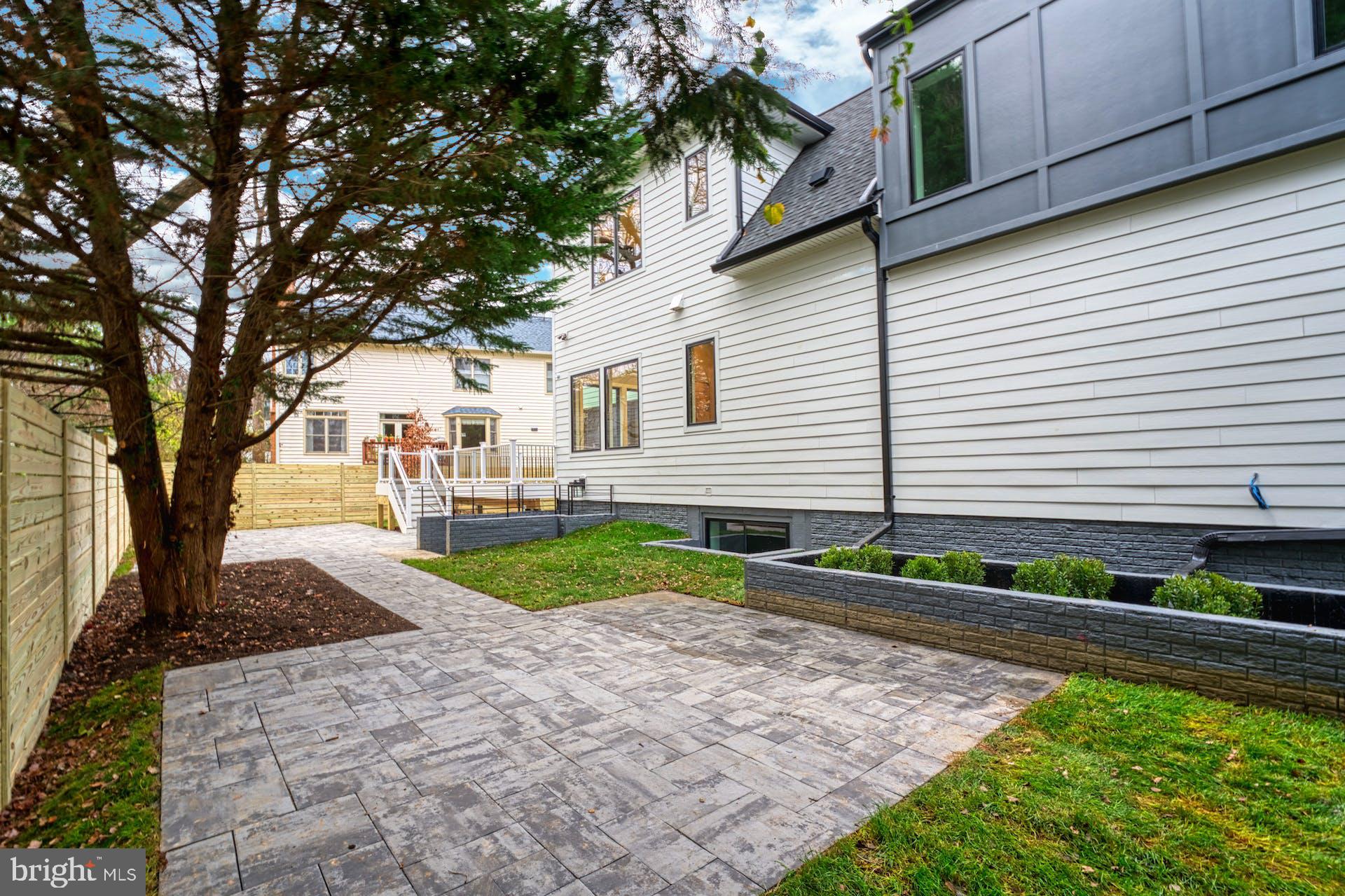 MINOR HILL - Residential