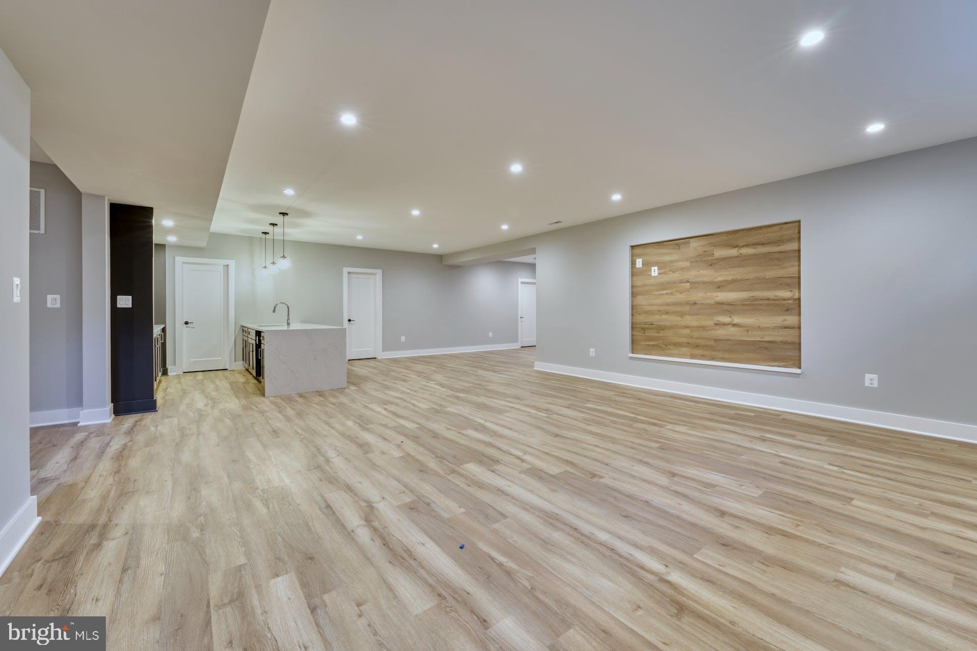 MINOR HILL - Residential