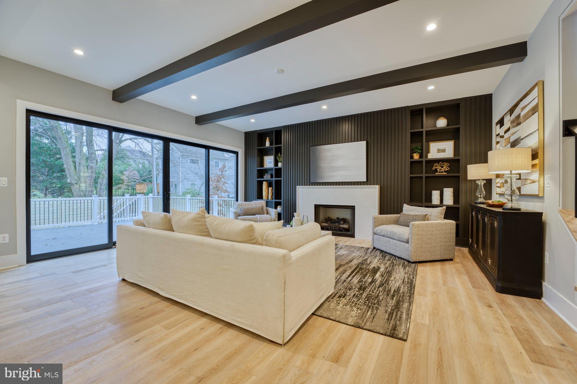 MINOR HILL - Residential