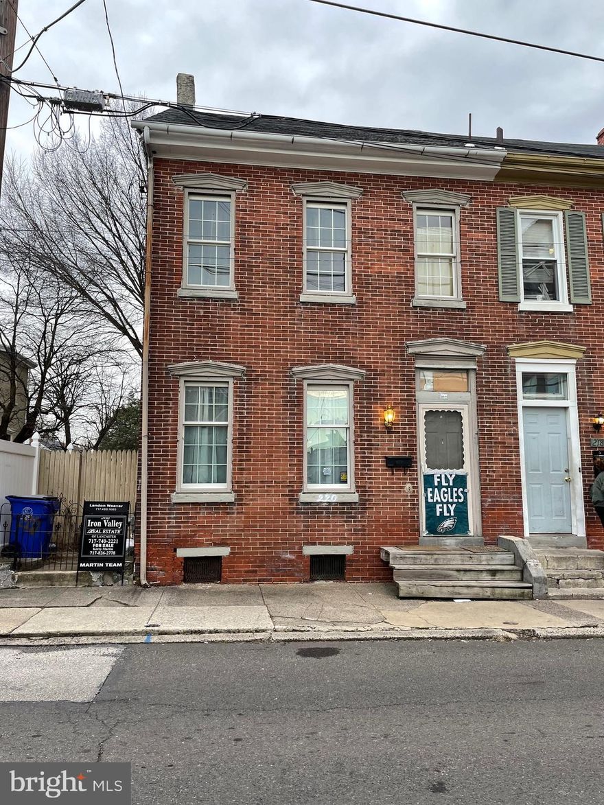 Welcome to this charming 4 bedroom, 1 and 1/2 bathroom townhouse in a very nice neighborhood in Pottstown! This home offers ample living space, with a functional layout that is perfect for entertaining family and friends. With a little bit of work, you can transform this gem into the home of your dreams or turn it into a cash flowing asset.

As you step inside, you'll be greeted by a spacious living room, perfect for hosting parties or family gatherings. The kitchen is well-equipped with all the space you need to cook and host guests for dinner.

Upstairs, you'll find four generously-sized bedrooms that offer plenty of natural light and ample closet space. The full bathroom on this level is well-appointed and offers plenty of space for your daily routine.

While this home is in need of some minor work, with a little bit of TLC, you can turn this house into the home of your dreams. Don't miss this opportunity to own a home in this highly desirable neighborhood at a great value!

There is plenty of on-street parking in the front of the house, and there is also a single parking spot at the rear of the house.