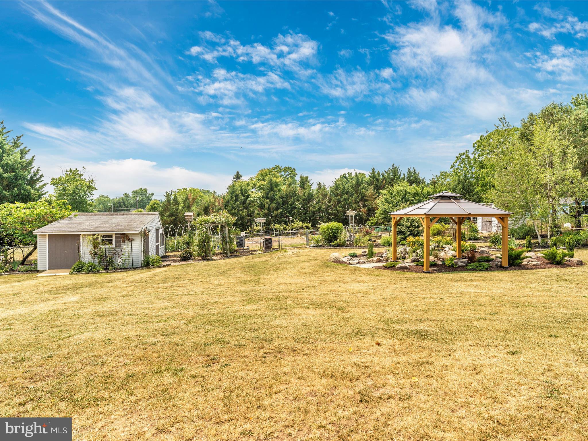 STAR ACRES - Residential