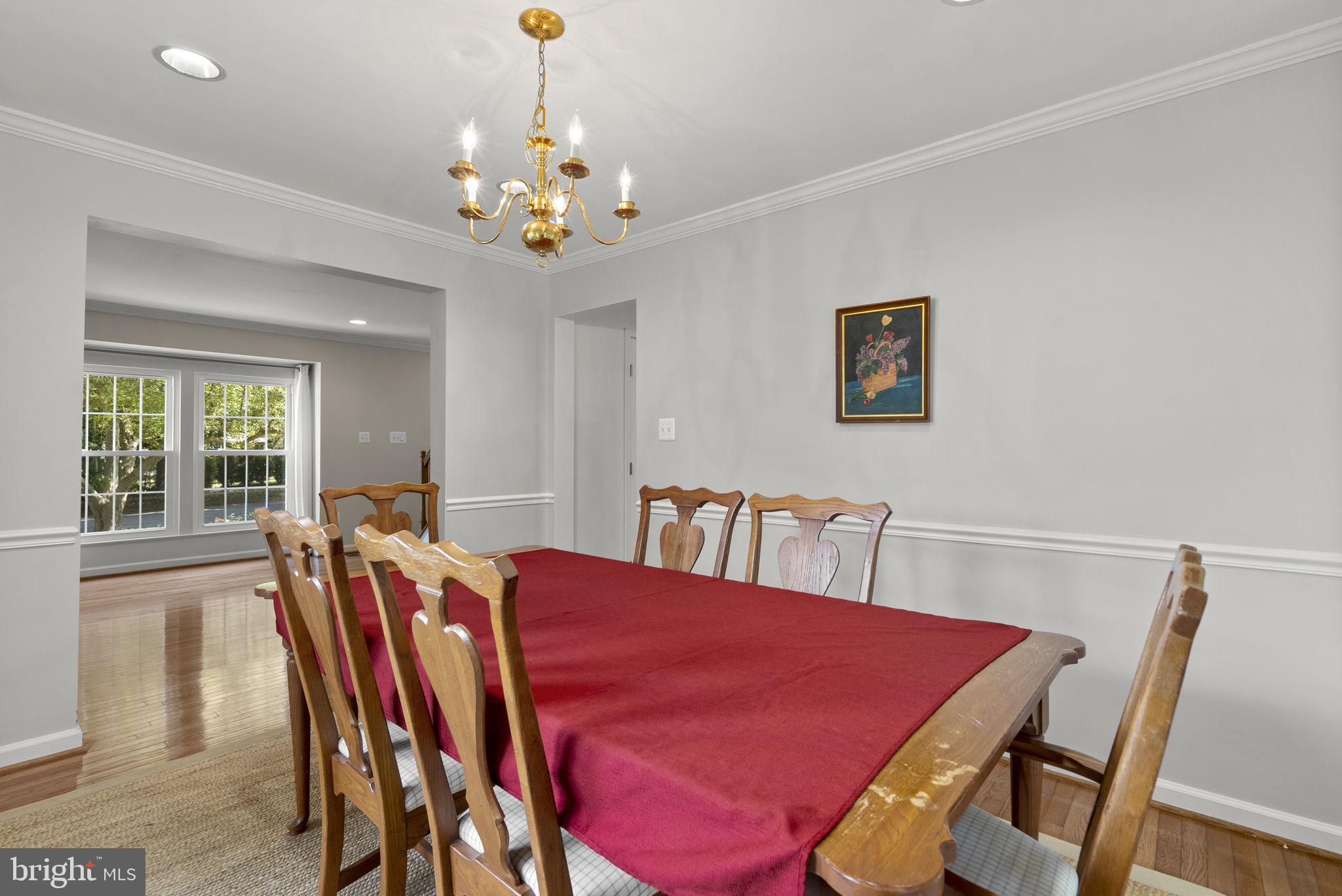 2704 LINDENWOOD DRIVE