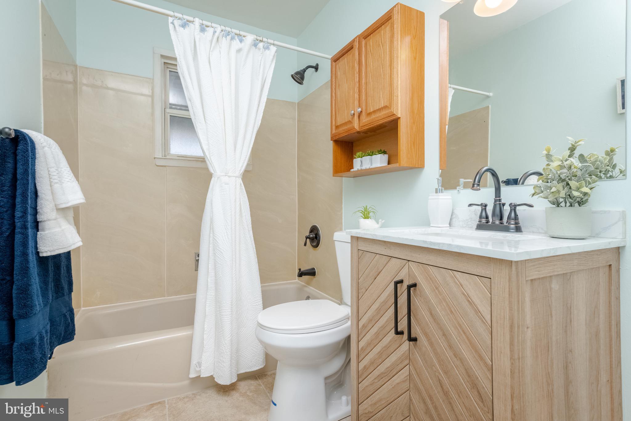 EASTCREST - Residential