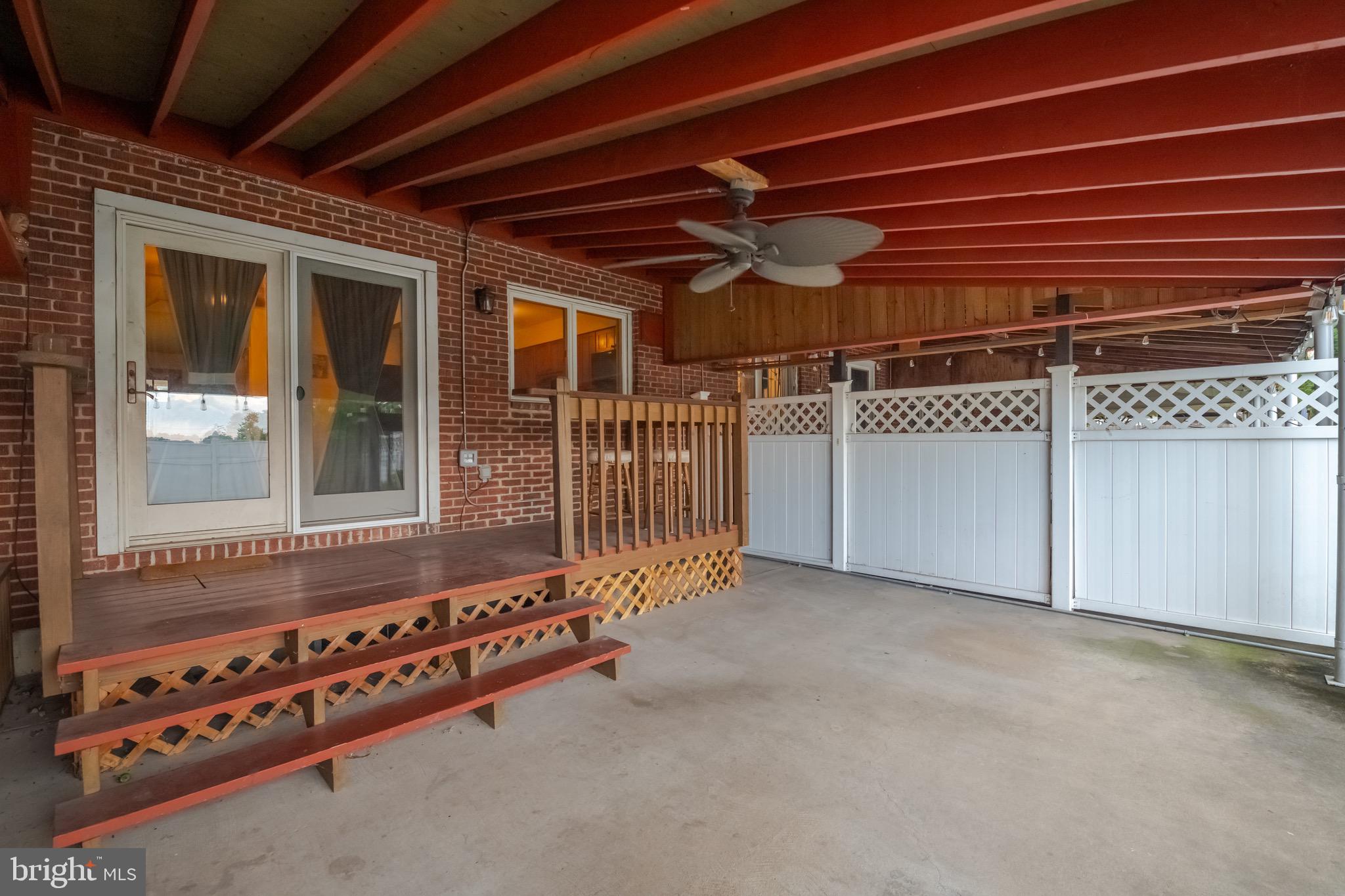 EASTCREST - Residential