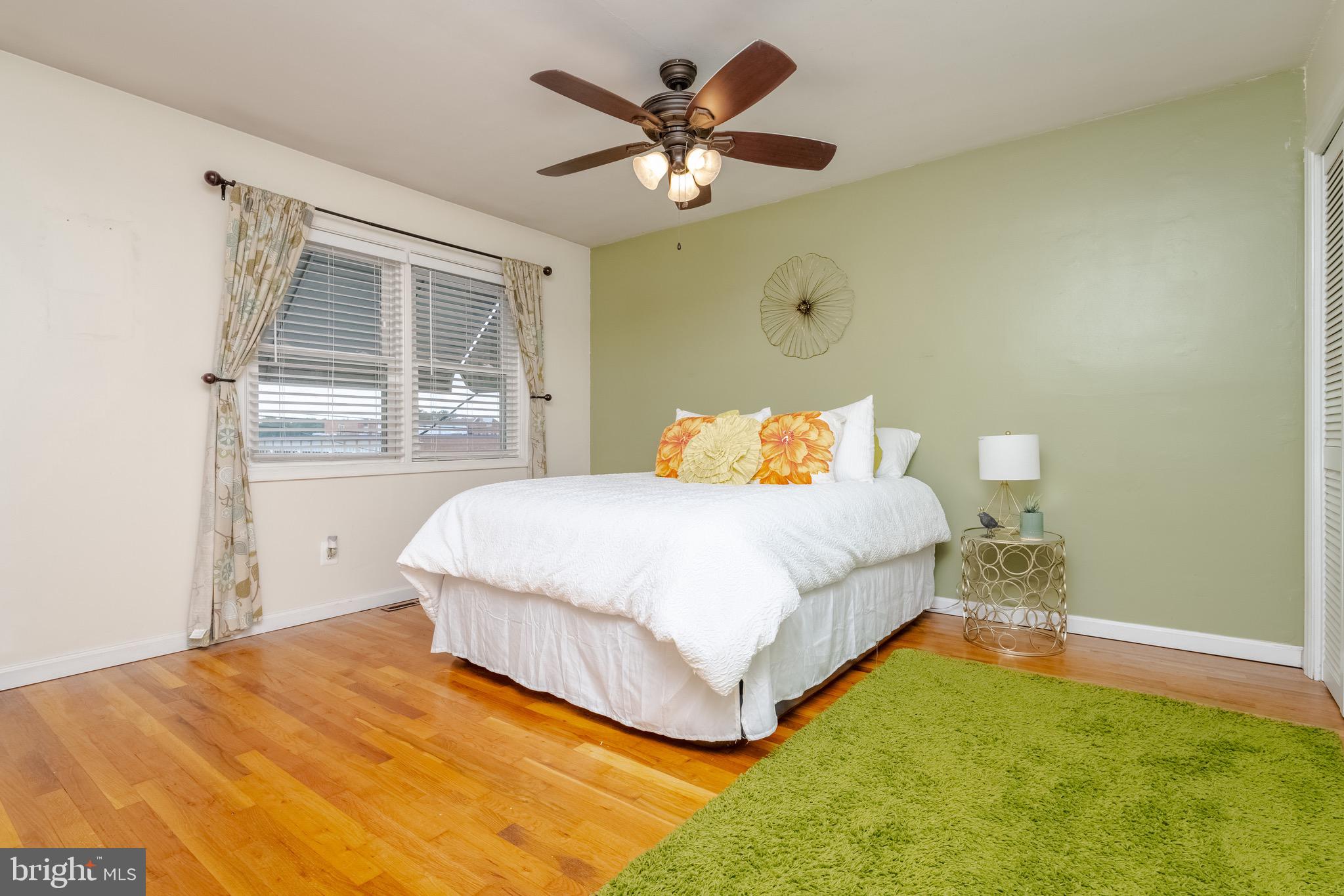 EASTCREST - Residential