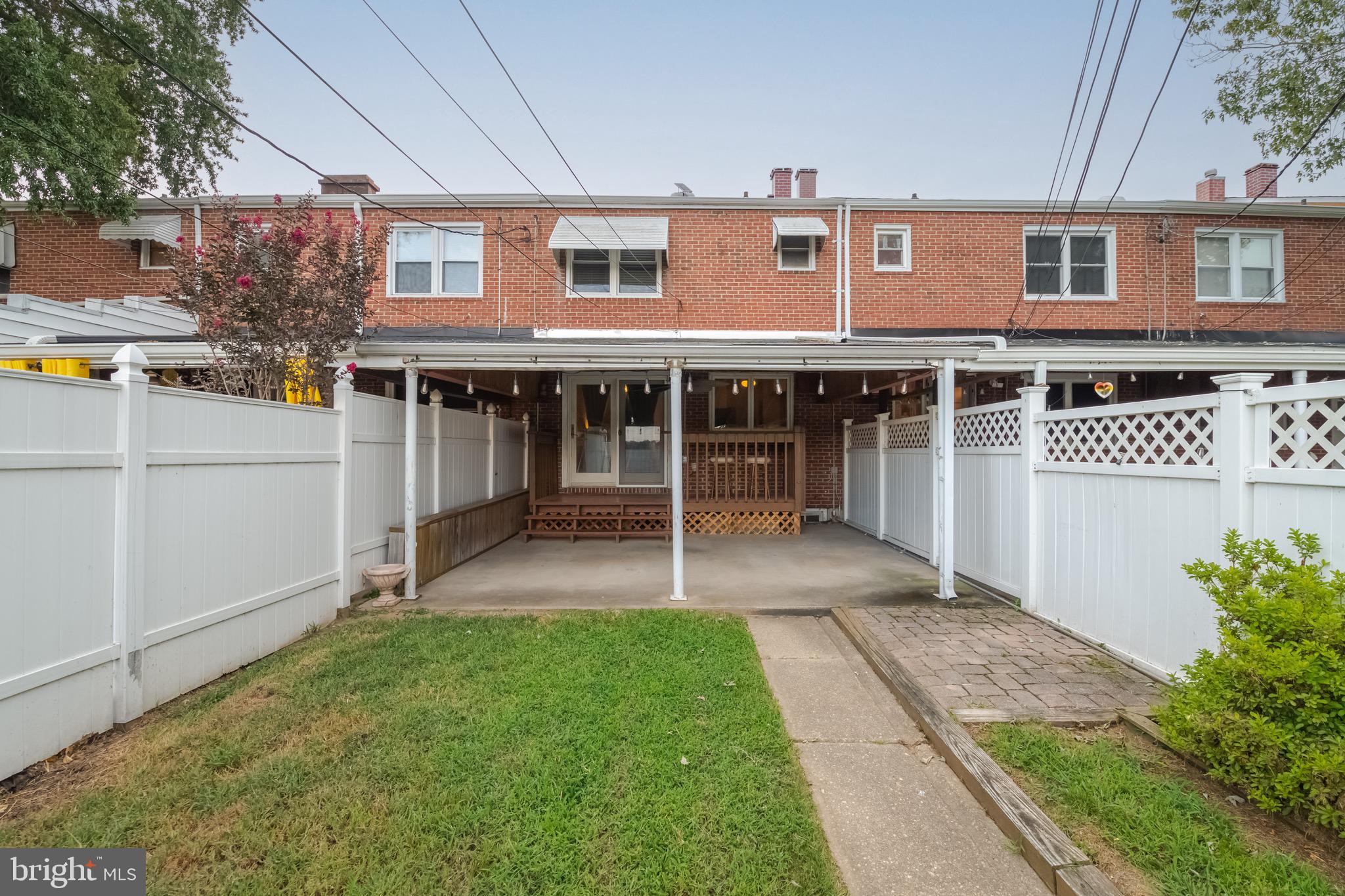 EASTCREST - Residential